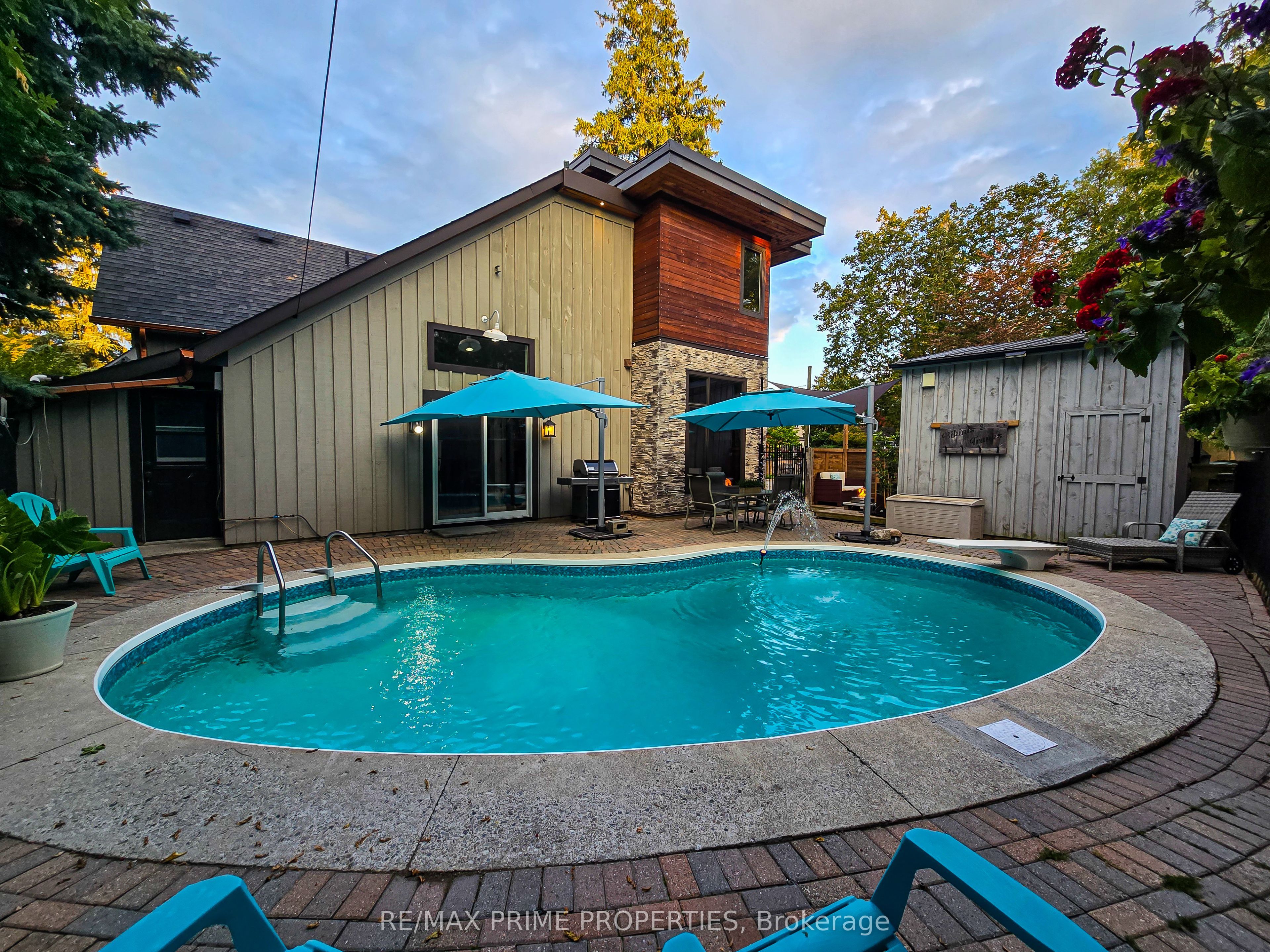 227 Second Street, Whitchurch-Stouffville, ON L4A 1B9 photo 3