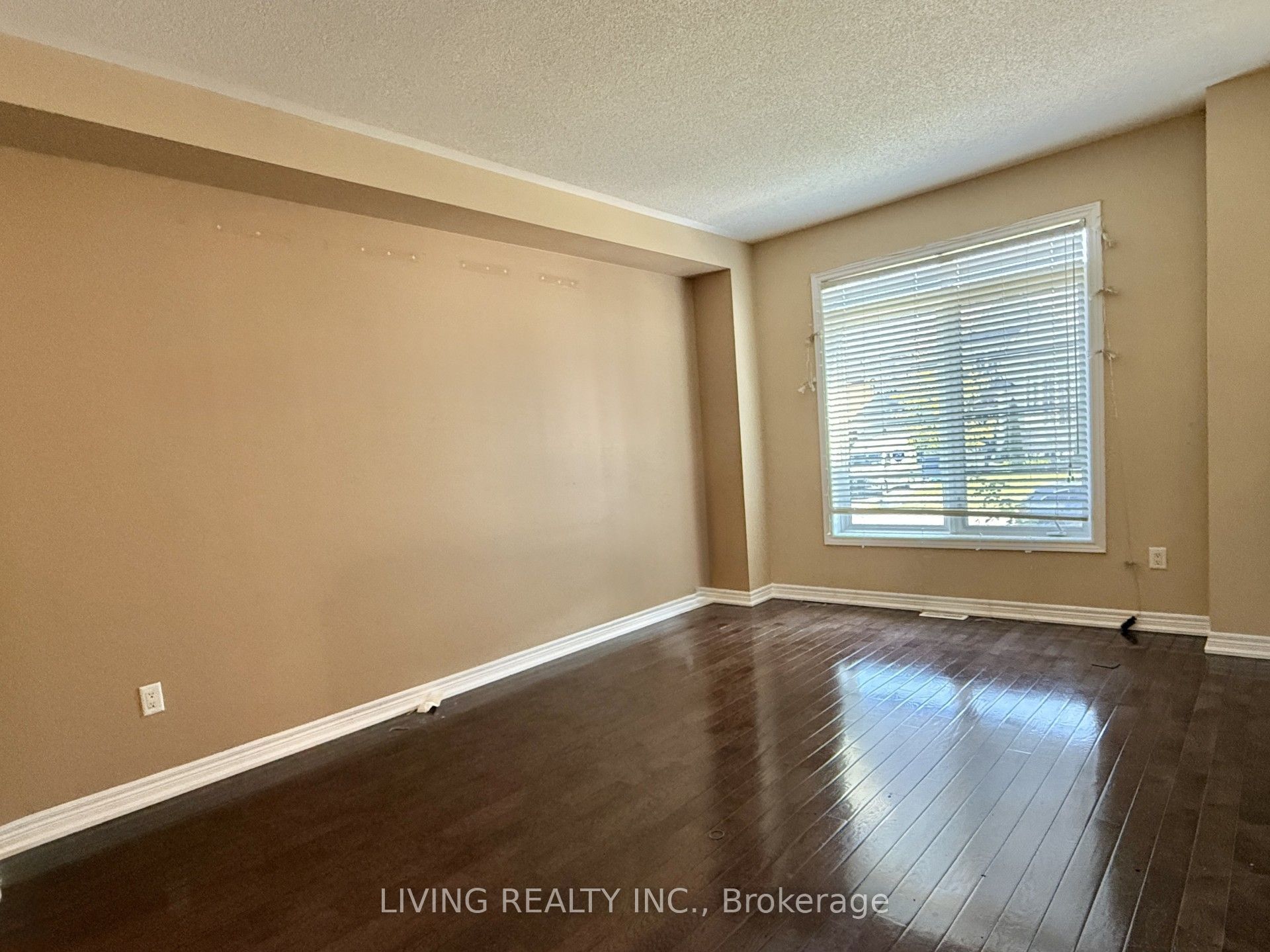 16 Westlea Avenue, Richmond Hill, ON L4E 0H7 photo 3