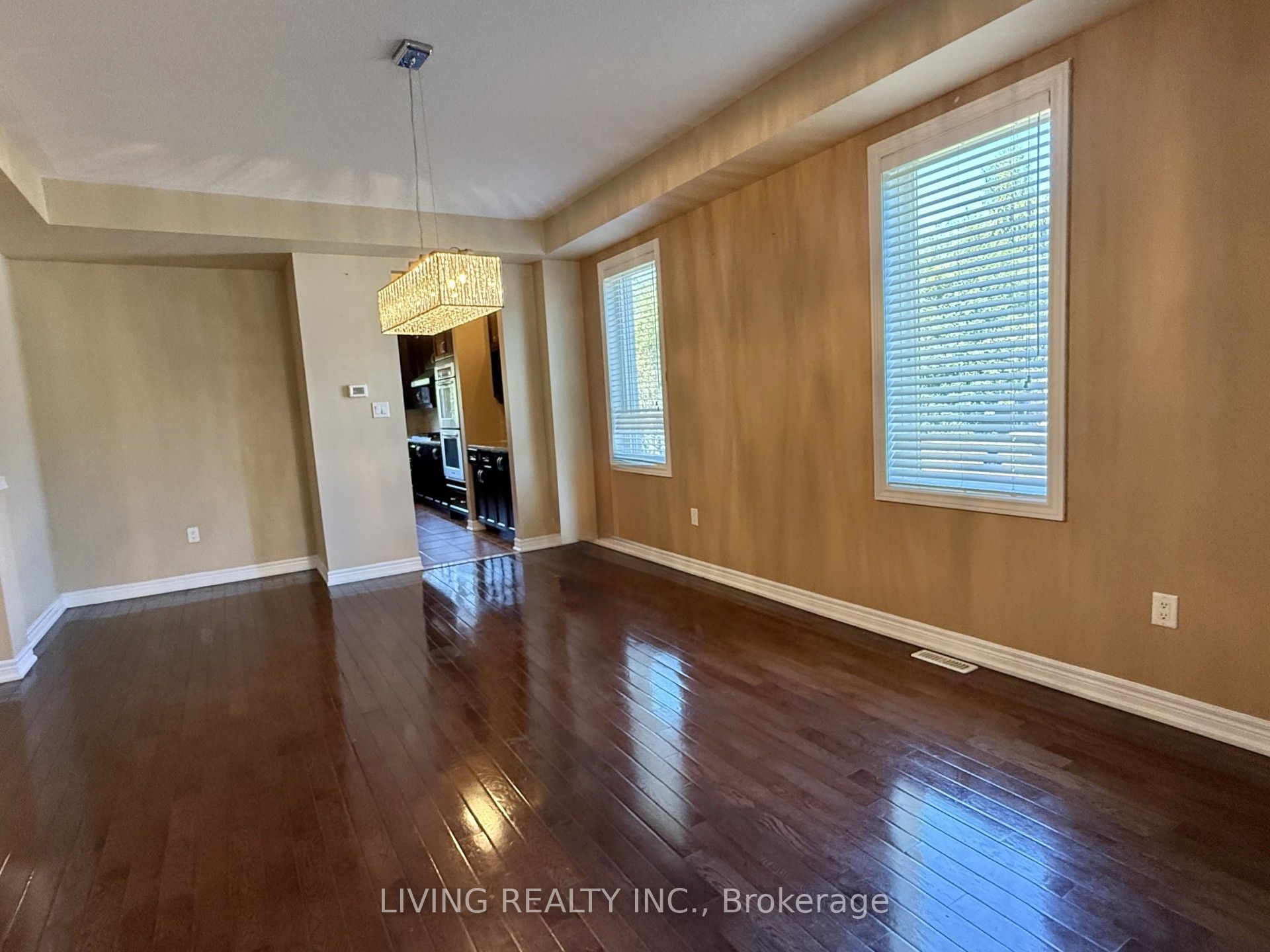 16 Westlea Avenue, Richmond Hill, ON L4E 0H7 photo 4