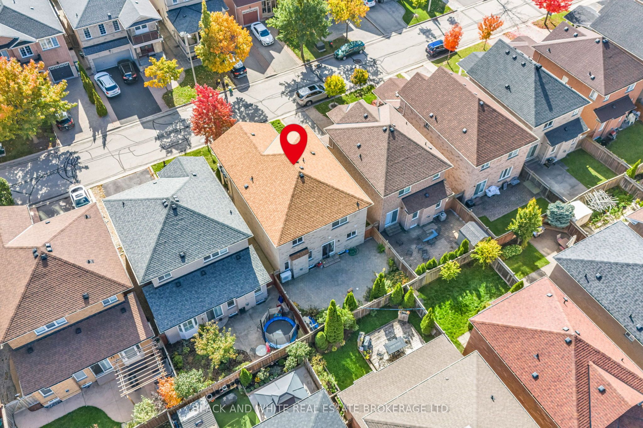 18 Daiseyfield Crescent, Vaughan, ON L4H 2T9 photo 4