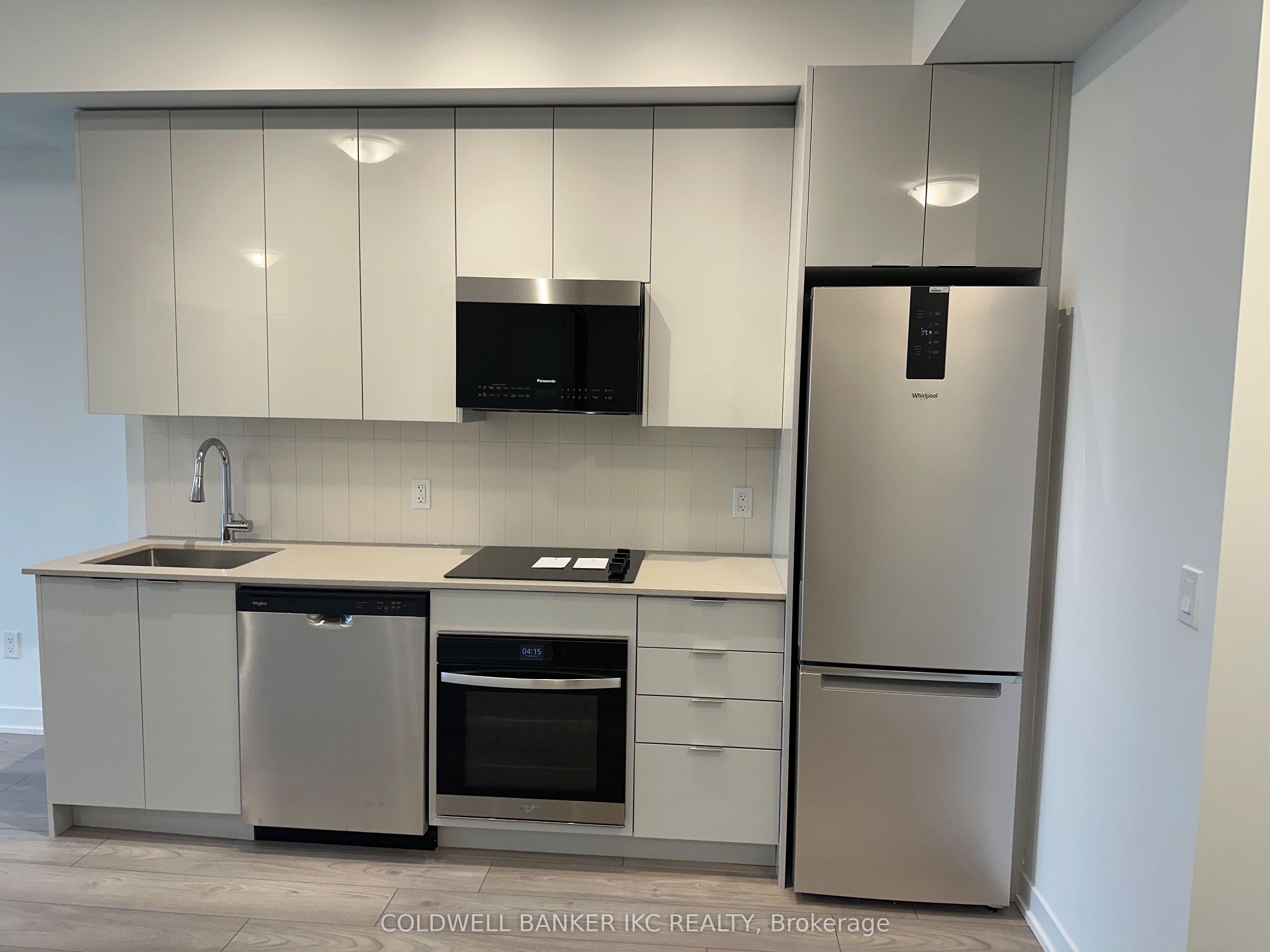498 Caldari Road 2527, Vaughan, ON L4K 0R6 photo 4