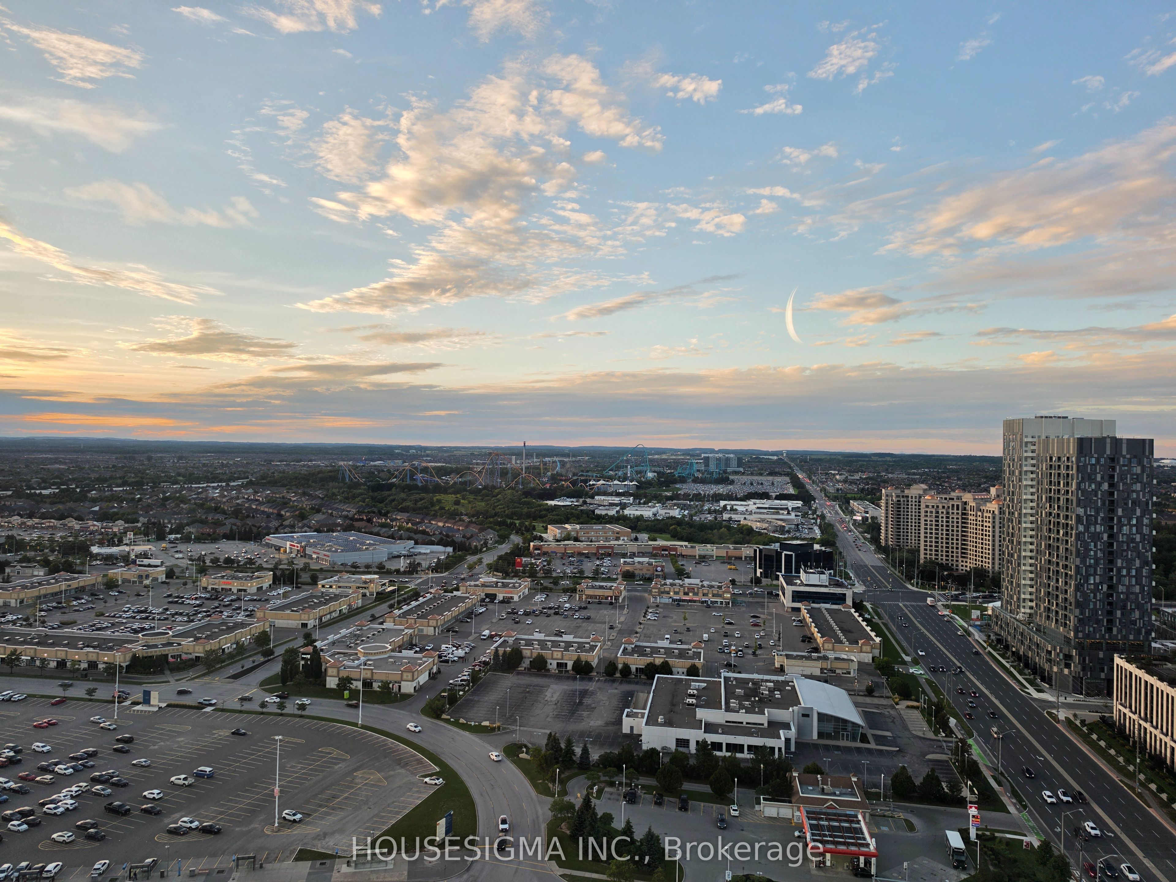 9000 Jane Street PH 218, Vaughan, ON L4K 0M6 photo 4