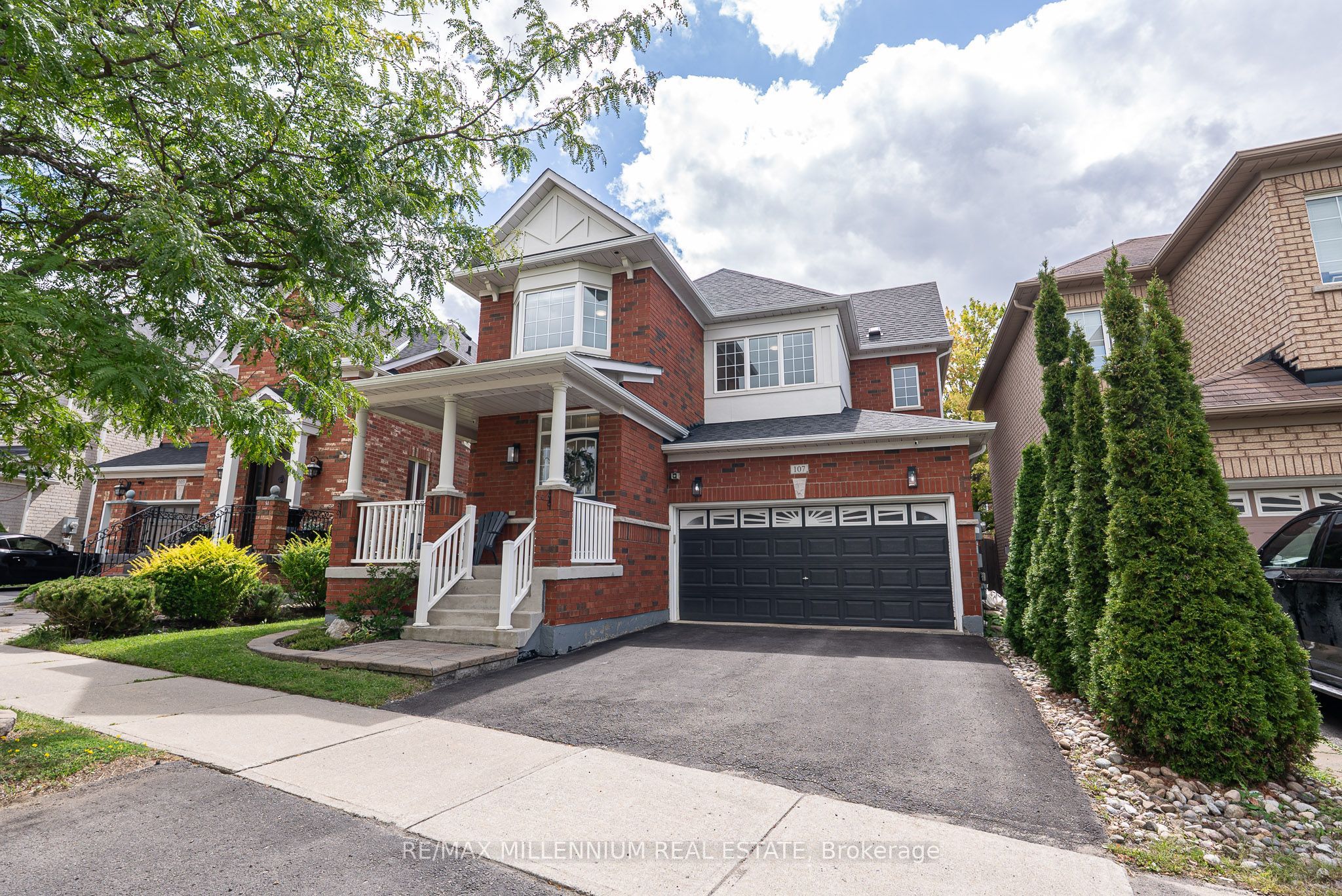 107 Horsedreamer Lane, Whitchurch-Stouffville, ON L4A 0K8