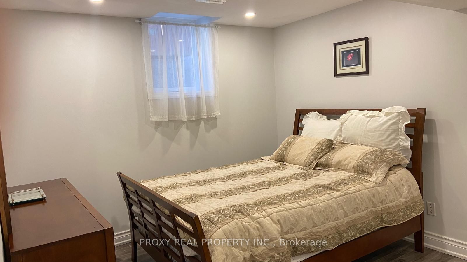 50 Verona Court Lower Level, Richmond Hill, ON L4S 2B8 photo 5