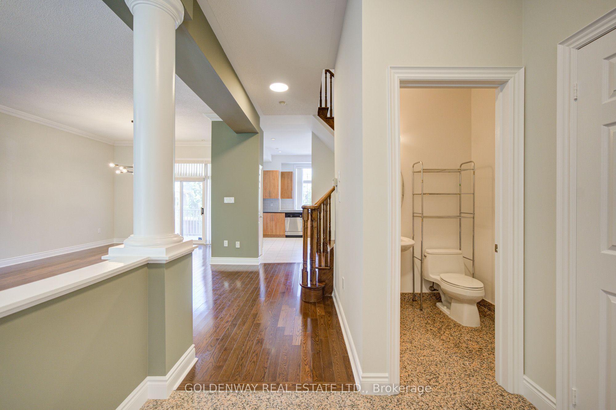 155 Legends Way TH0034, Markham, ON L3R 6A6 photo 4