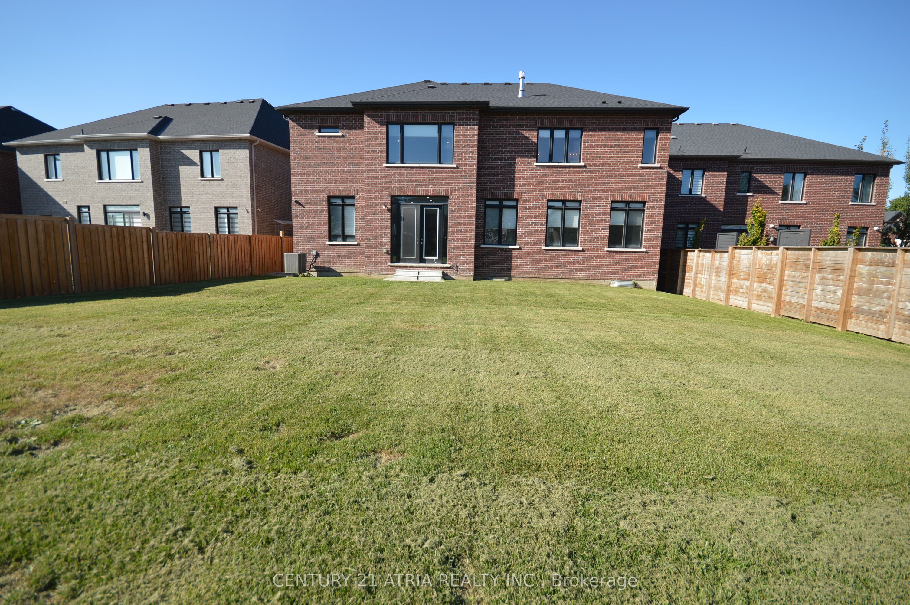 19 Mumberson Street, Innisfil, ON L0L 1L0 photo 3