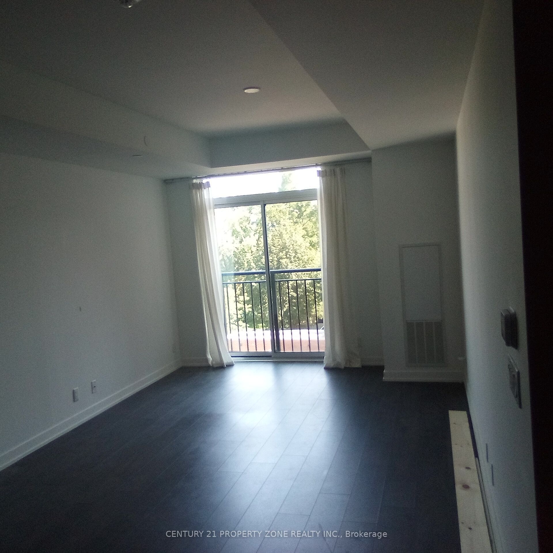 6235 Main Street 317, Whitchurch-Stouffville, ON L4A 7G8