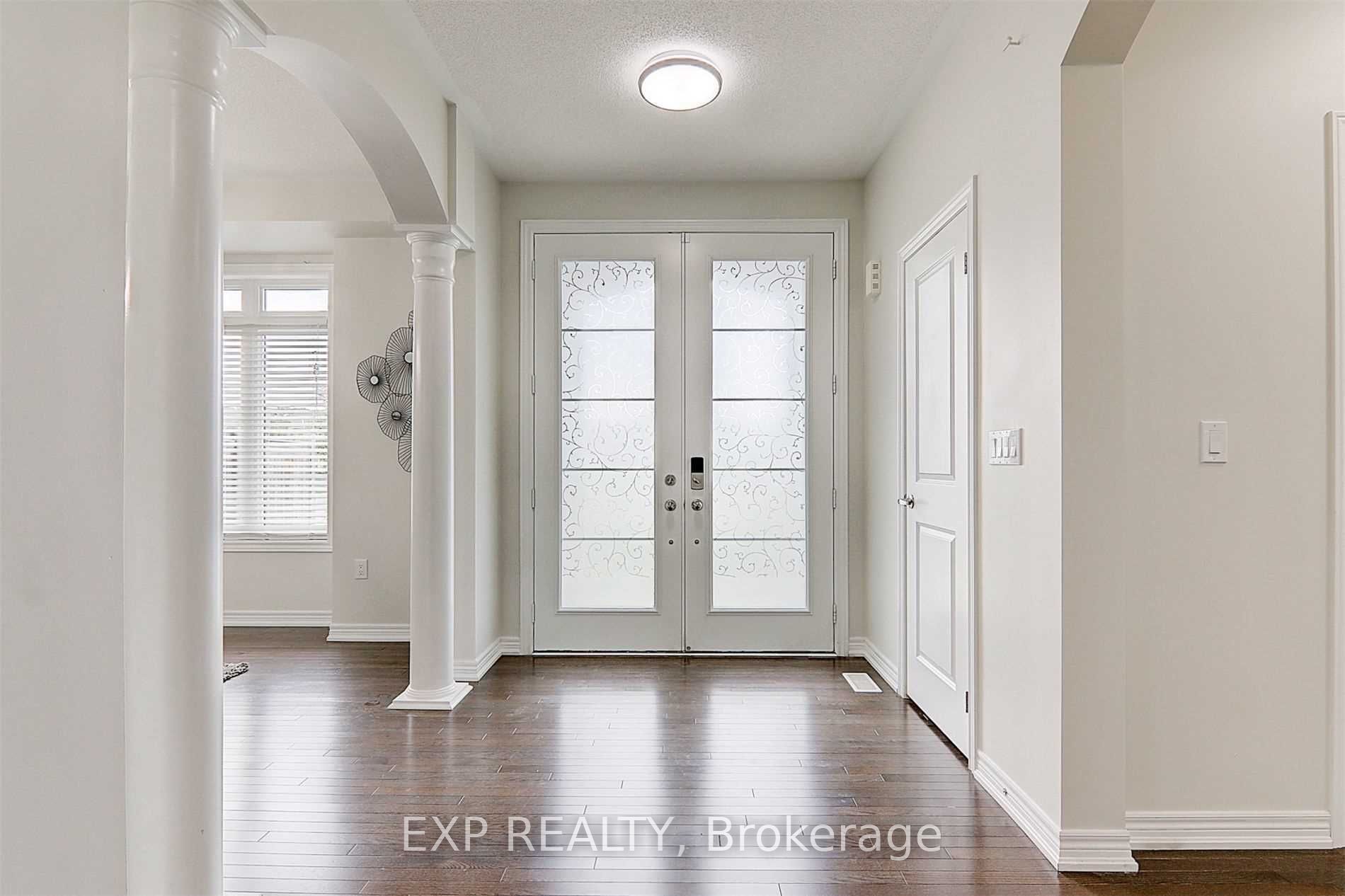 500 Mcgregor Farm Terrace, Newmarket, ON L3X 0H7 photo 4