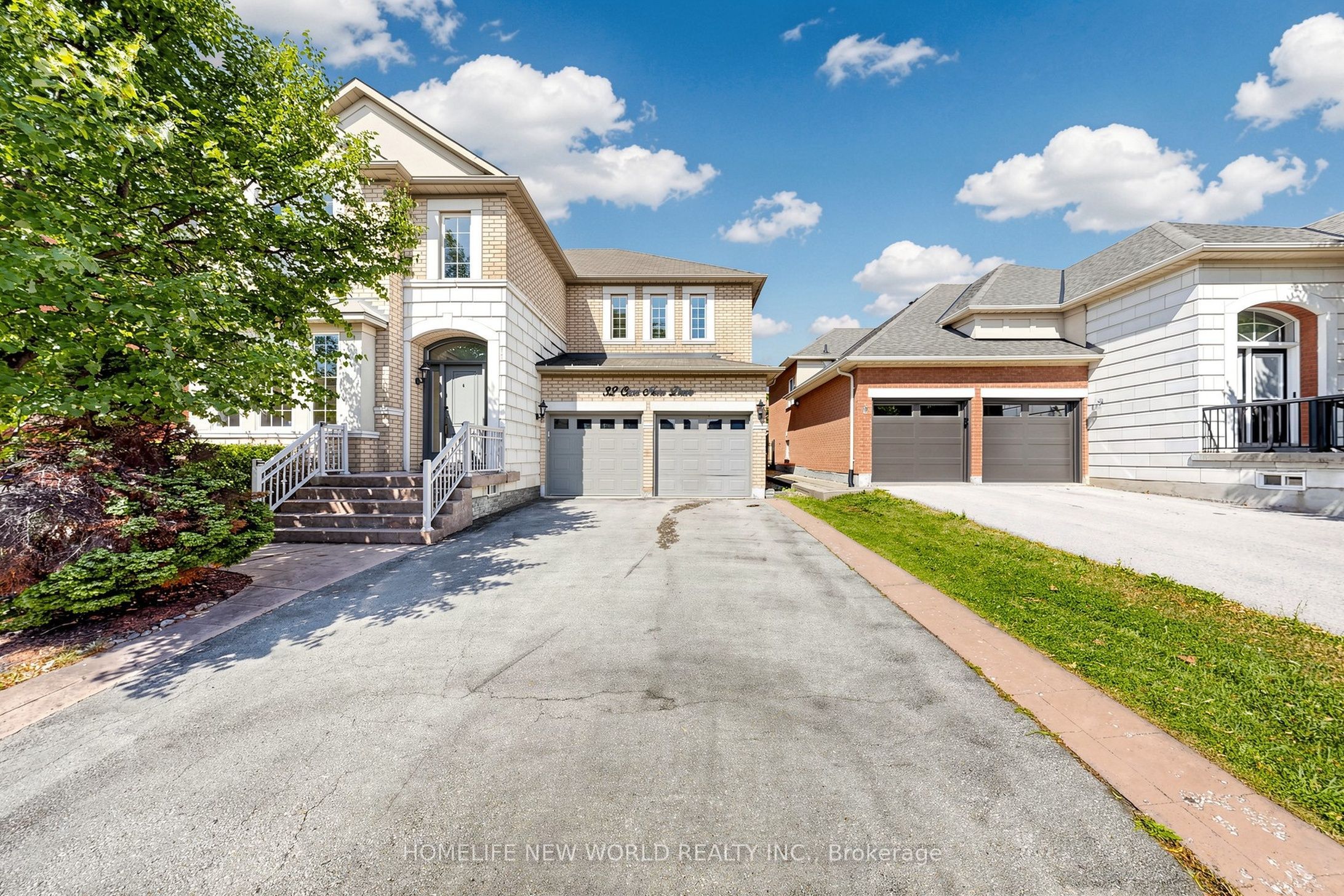32 Casa Nova Drive, Vaughan, ON L4H 3A1 photo 3
