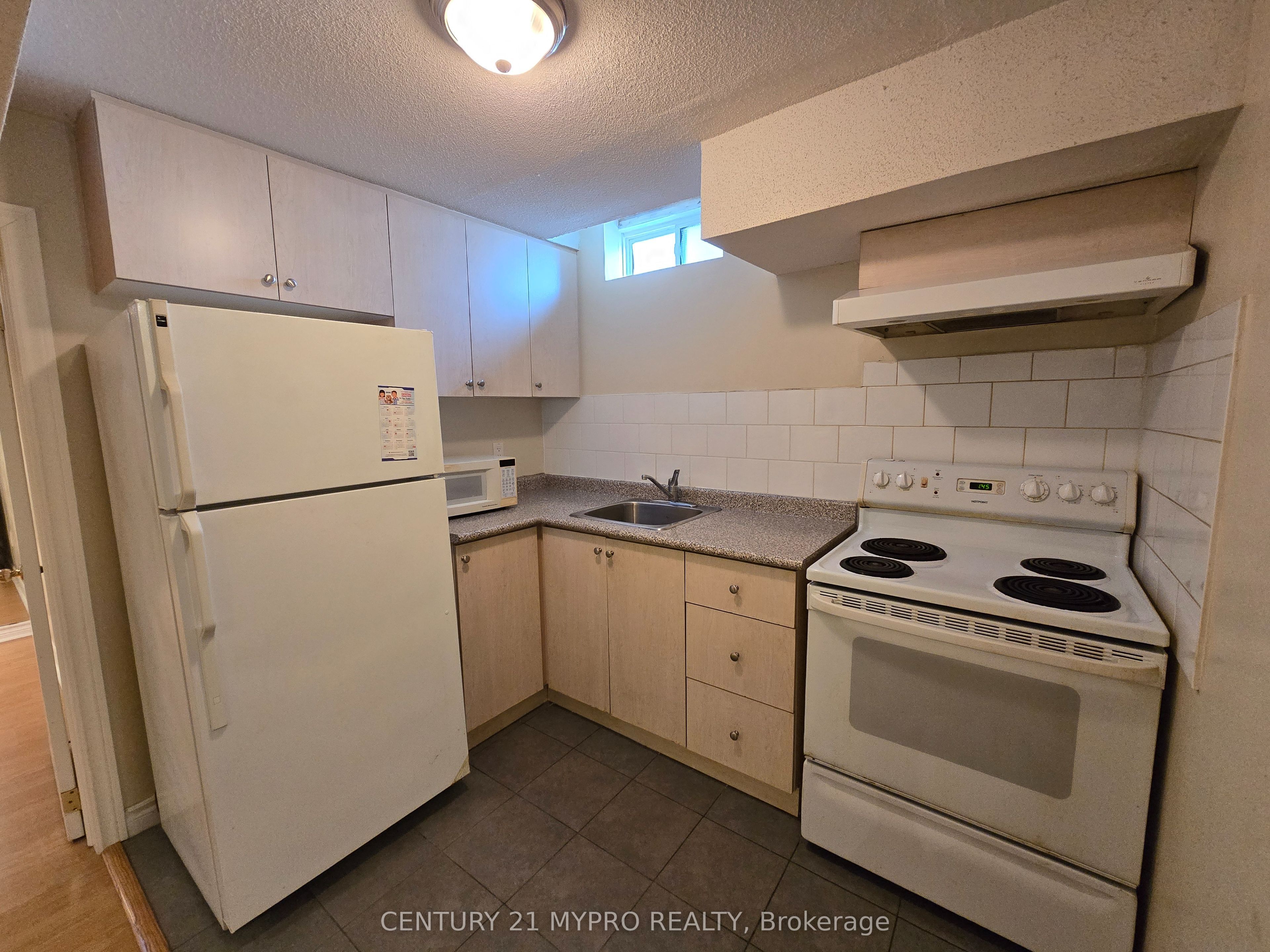 10 Bianca Drive Lower unit, Markham, ON L3R 5H2