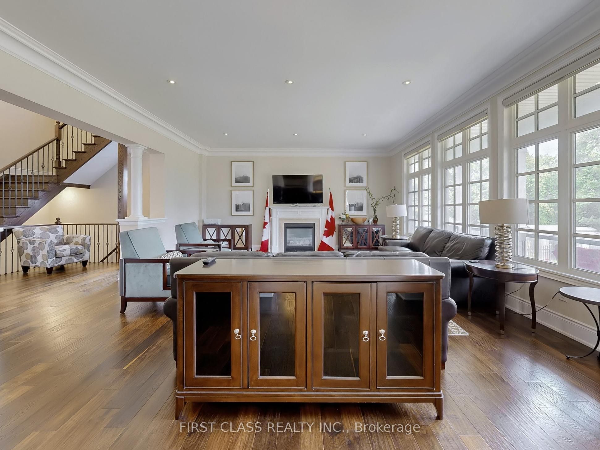 3 Royal County Down Crescent, Markham, ON L6C 0K1 photo 4