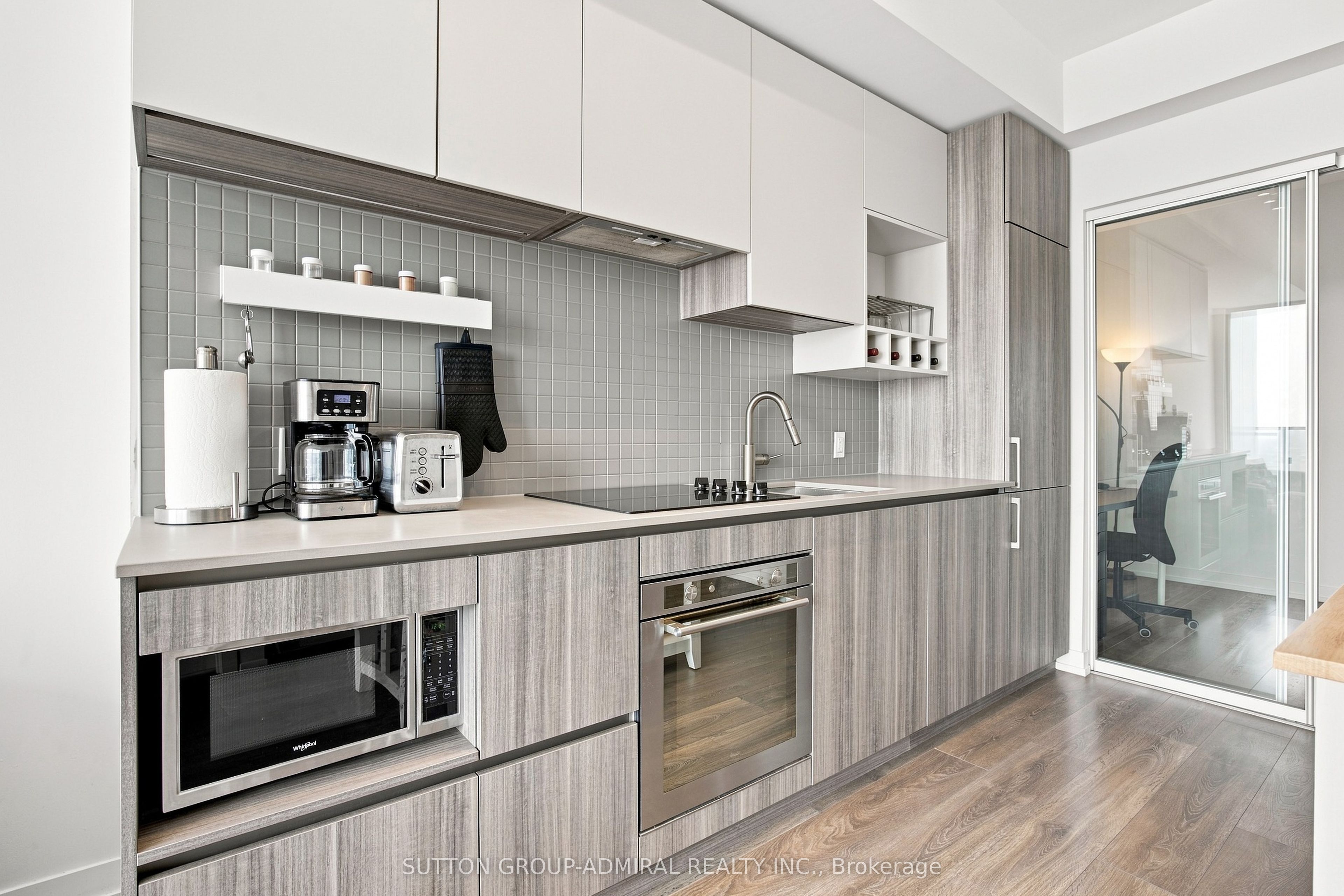 5 Buttermill Avenue 5505, Vaughan, ON L4K 0J5 photo 4