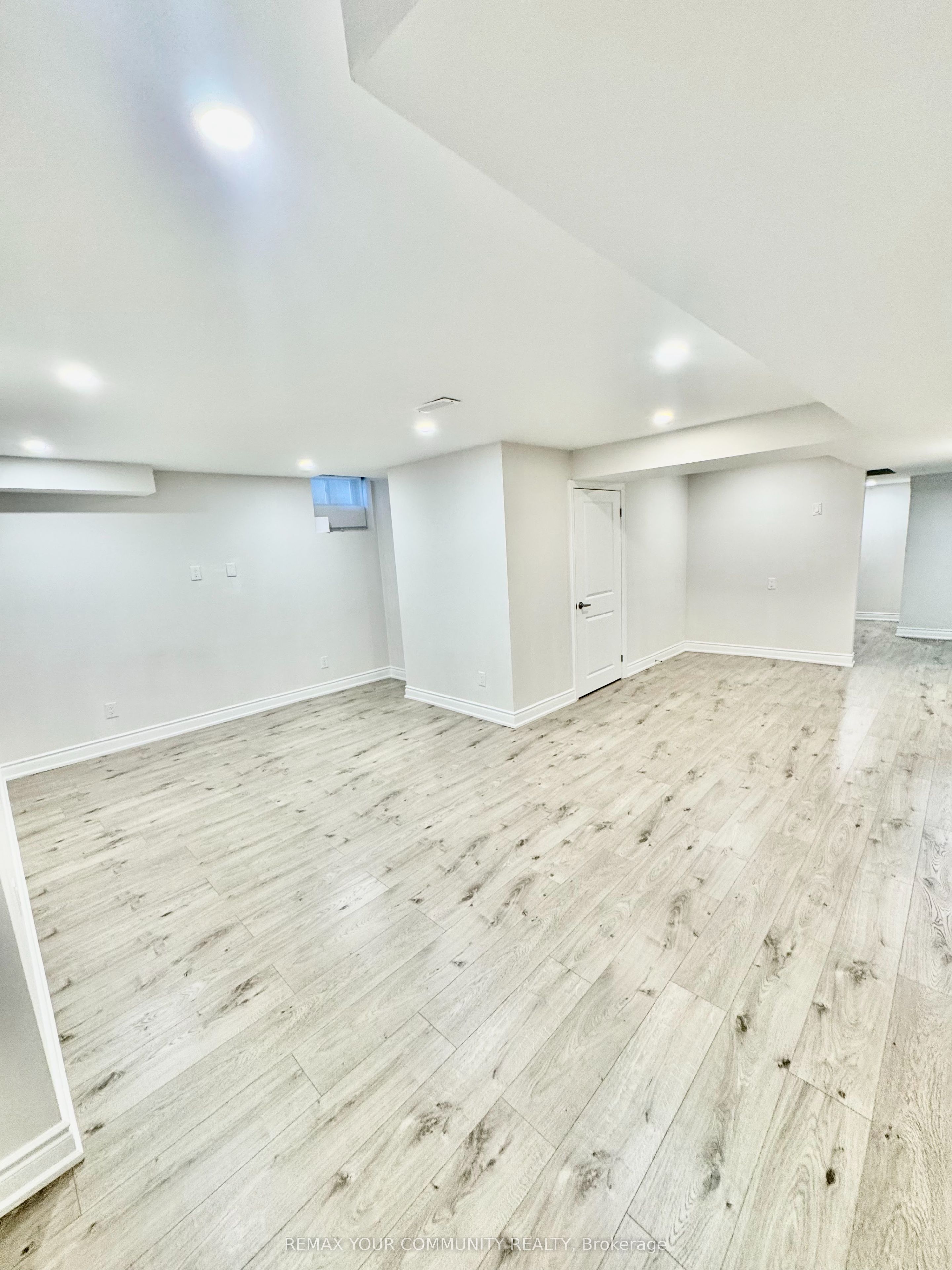 51 Murray Leonard Lane (Basement Apartment), East Gwillimbury, ON L9N 0Z5 photo 3