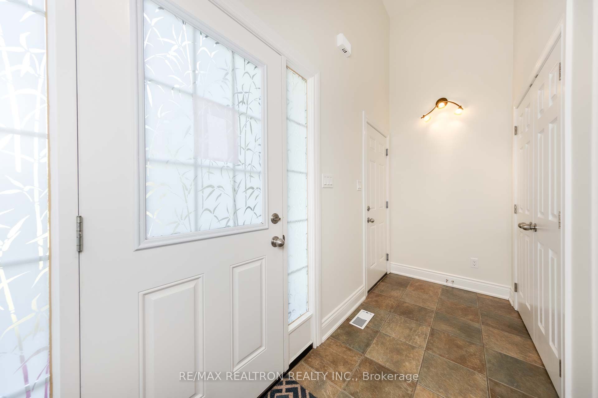 157B Silas Boulevard, Georgina, ON L4P 2K2 photo 5