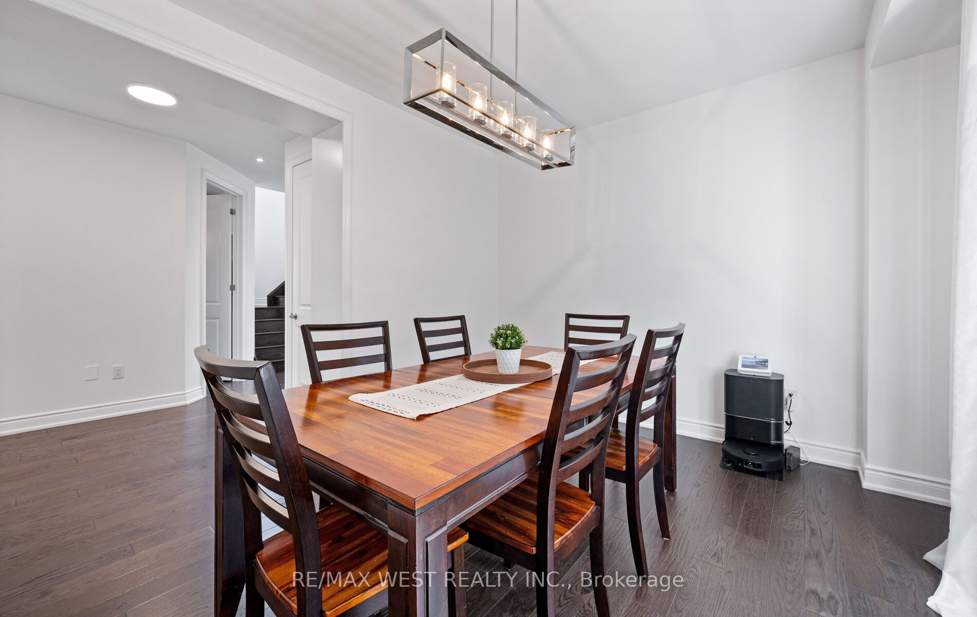 133 Rotondo Crescent, Vaughan, ON L4H 4R1 photo 5
