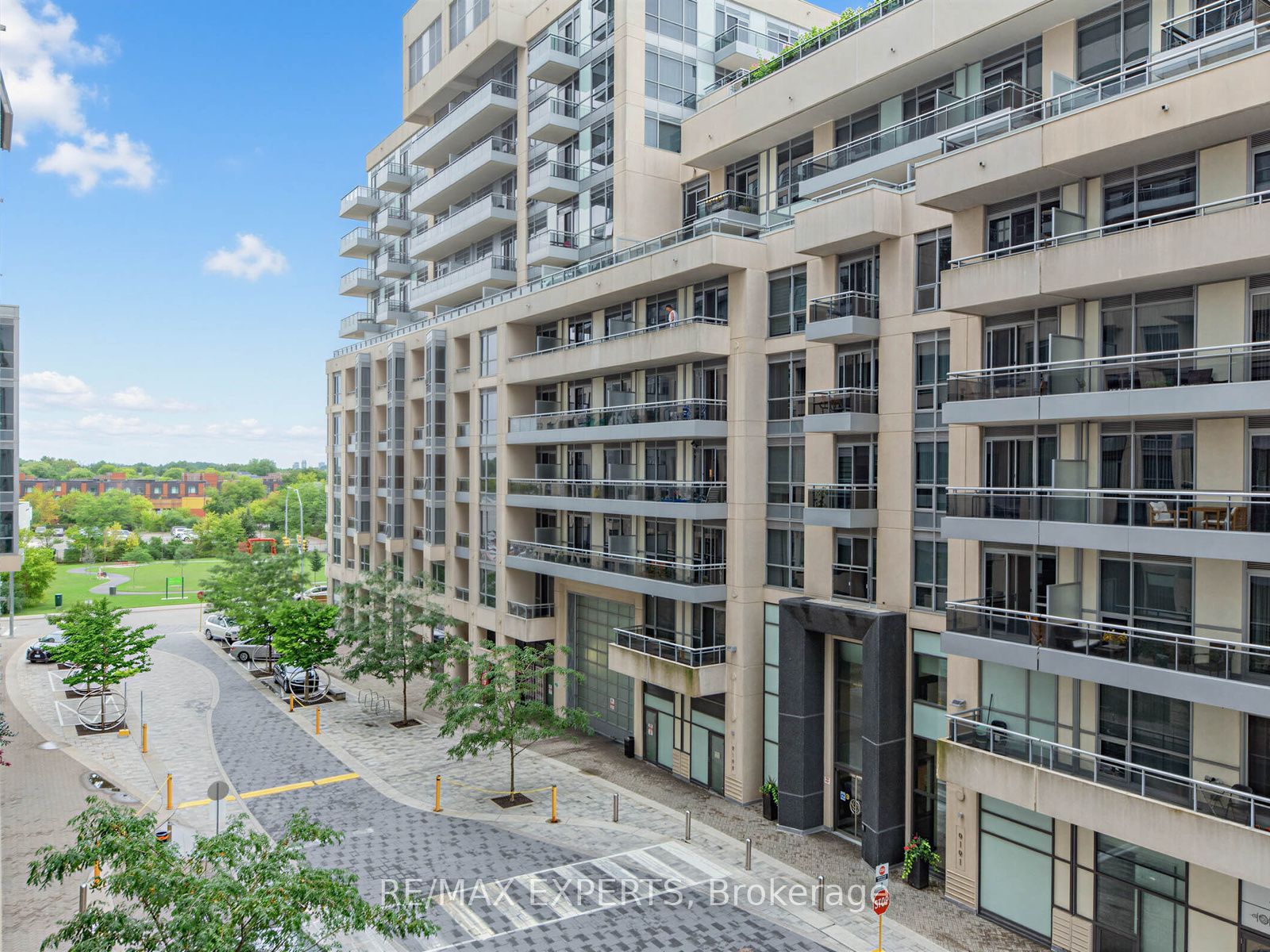9201 Yonge Street 408, Richmond Hill, ON L4C 6Z2