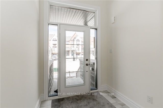 35 Farooq Boulevard, Vaughan, ON L4L 1A6 photo 2