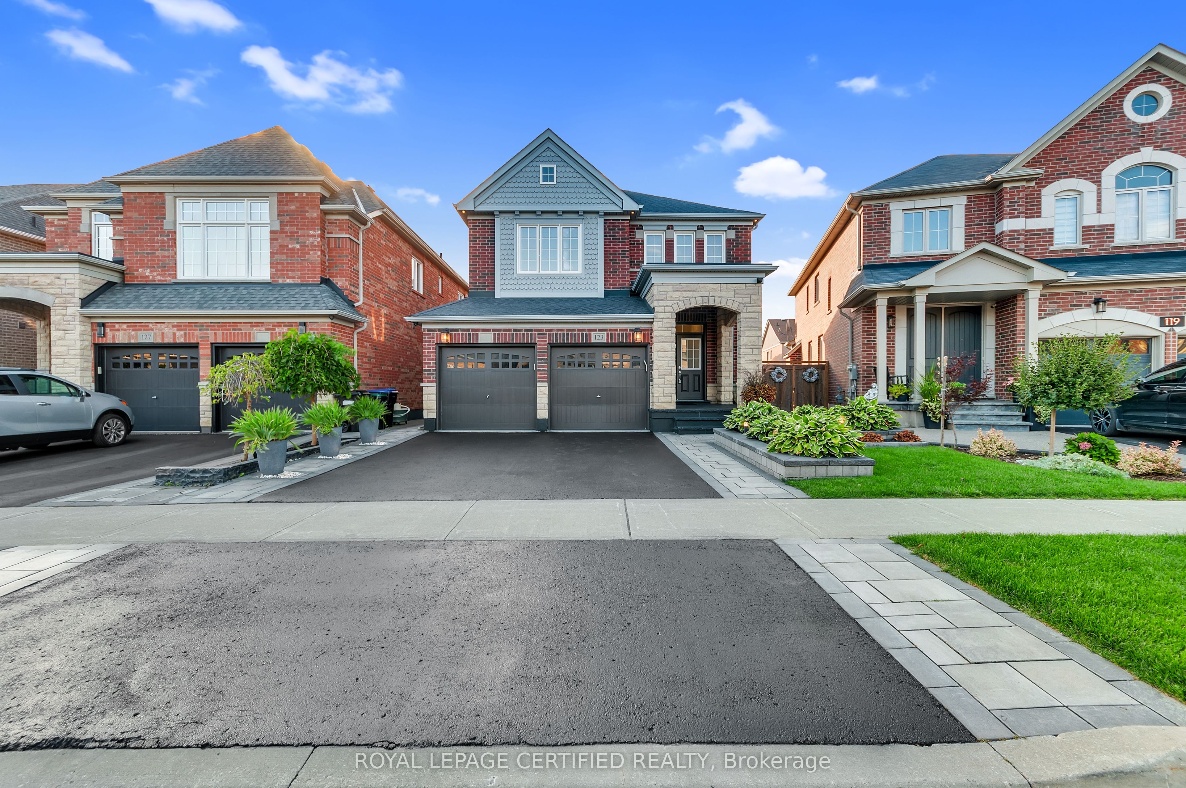 123 Mcdonnell Crescent, Bradford West Gwillimbury, ON L3Z 0S8 photo 3