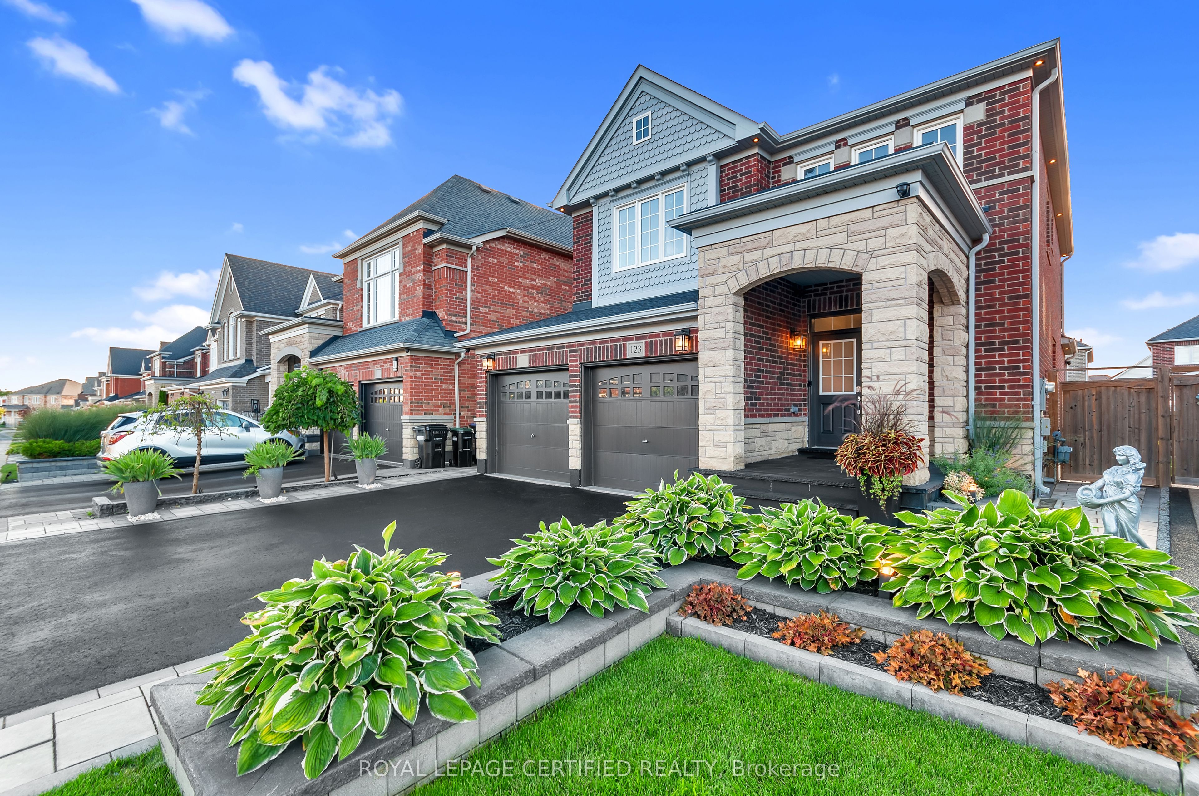 123 Mcdonnell Crescent, Bradford West Gwillimbury, ON L3Z 0S8 photo 5