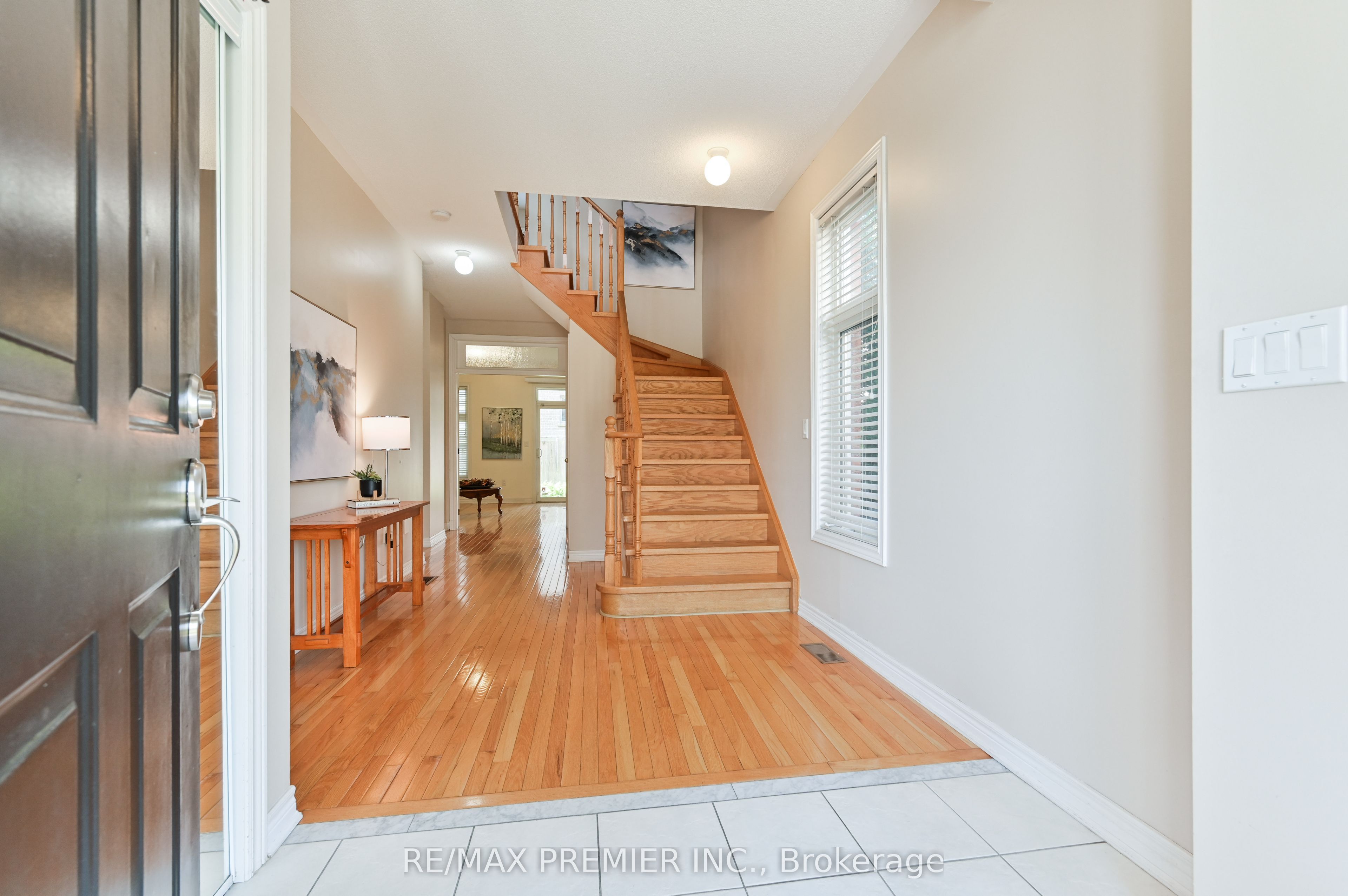36 Helen Street, Vaughan, ON L4L 3S3 photo 4