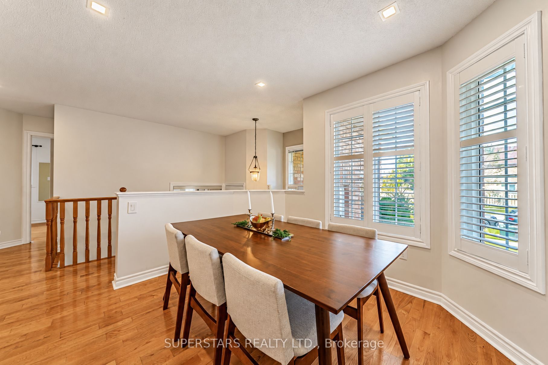 167 Humberland Drive, Richmond Hill, ON L4E 3S9 photo 3