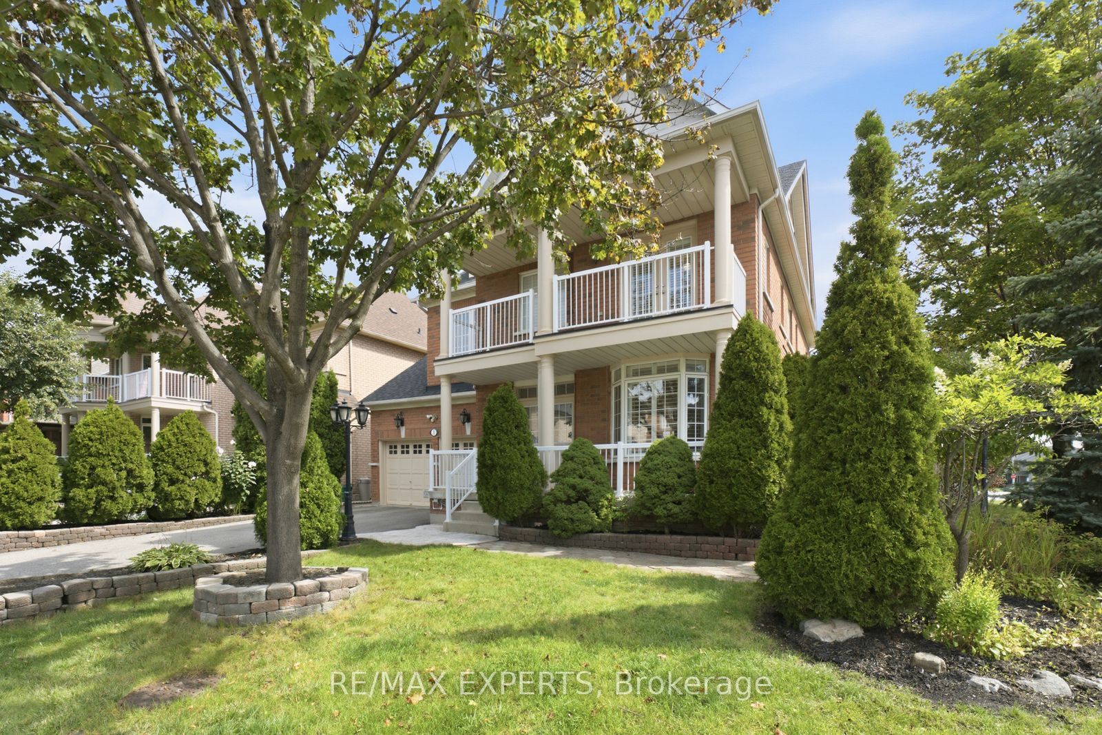 1 Cetona Avenue, Vaughan, ON L4H 2Z8 photo 2