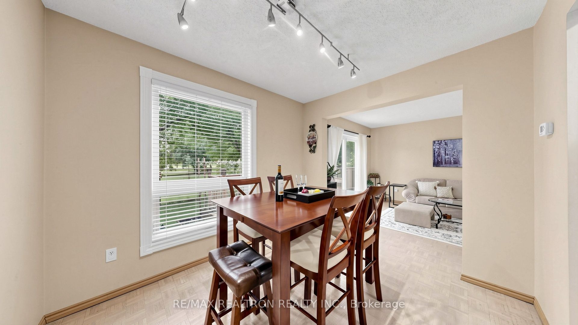 145 Campbell Avenue, Vaughan, ON L4J 4Z7 photo 5
