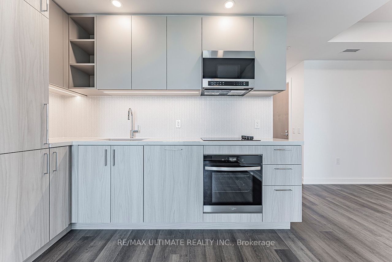 5 Meadowdale Road 1112, Vaughan, ON L4K 0C7 photo 5