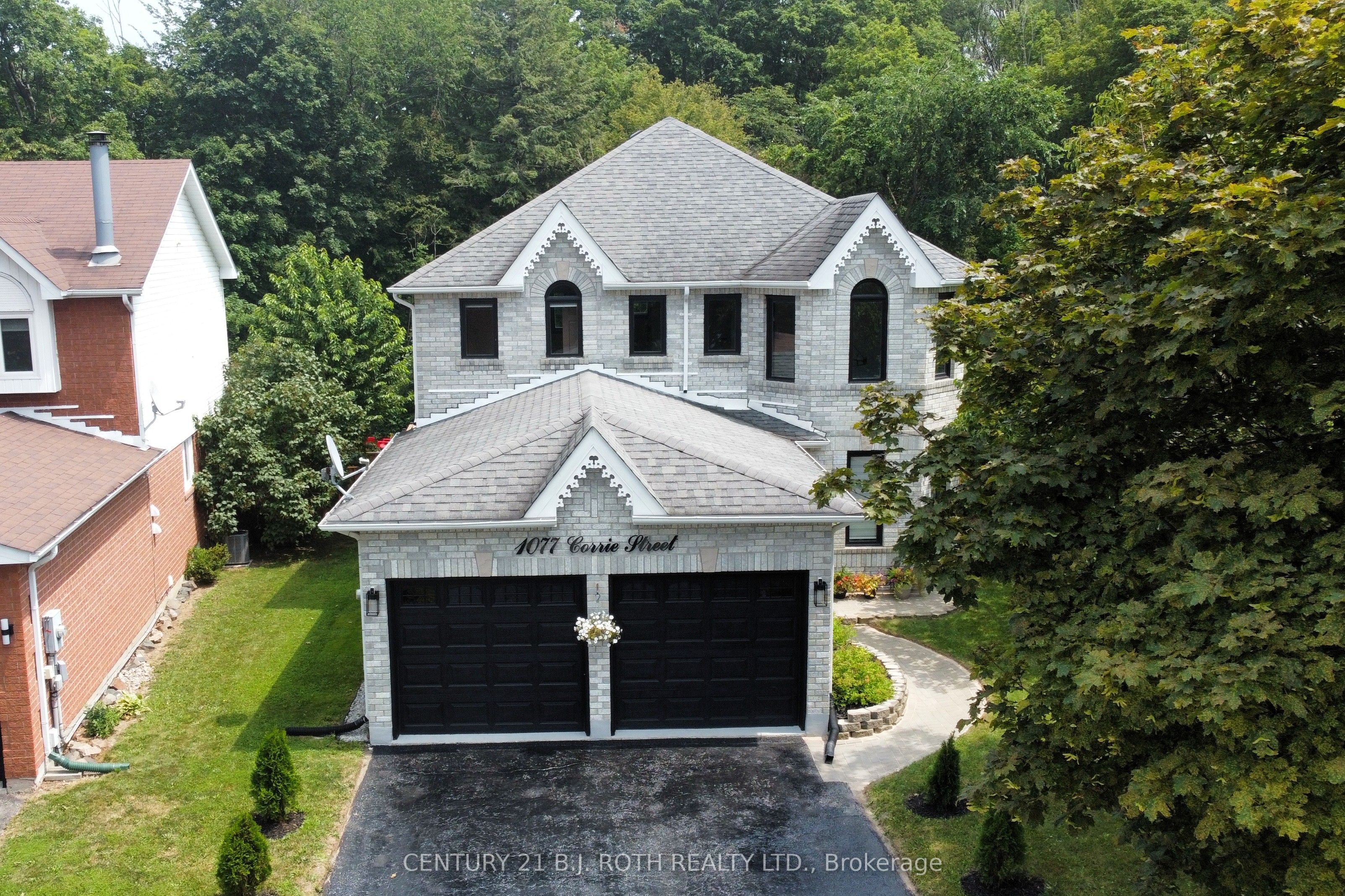 1077 CORRIE Street, Innisfil, ON L9S 1T7 photo 2