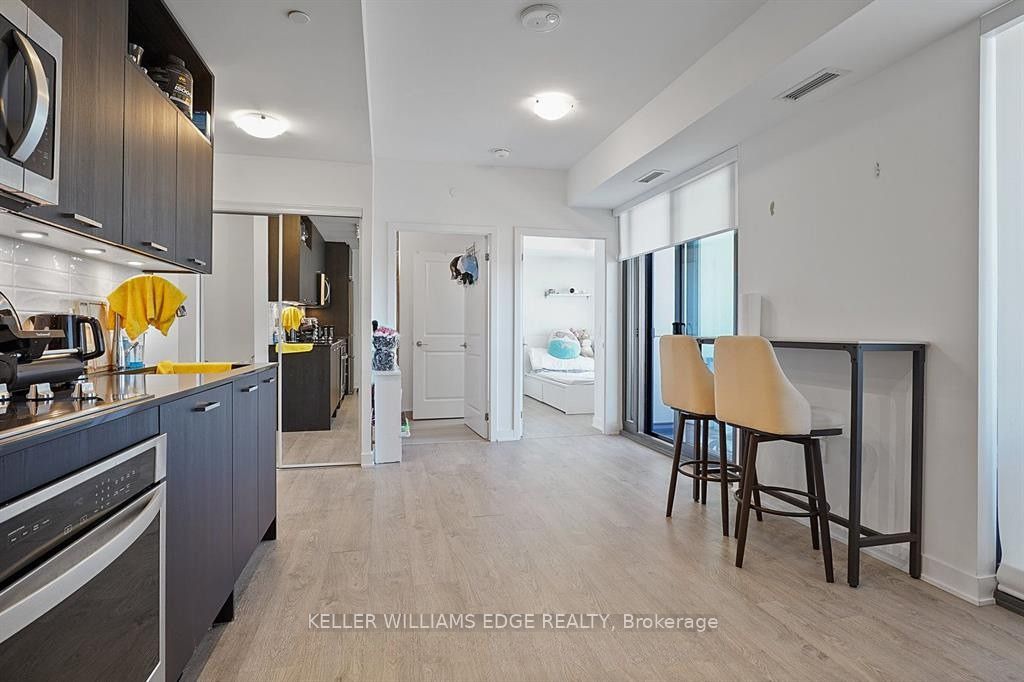 120 Eagle Rock Way 508, Vaughan, ON L6A 5C9 photo 3