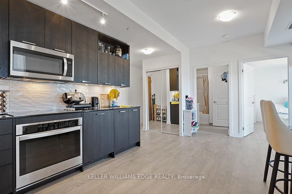 120 Eagle Rock Way 508, Vaughan, ON L6A 5C9 photo 5