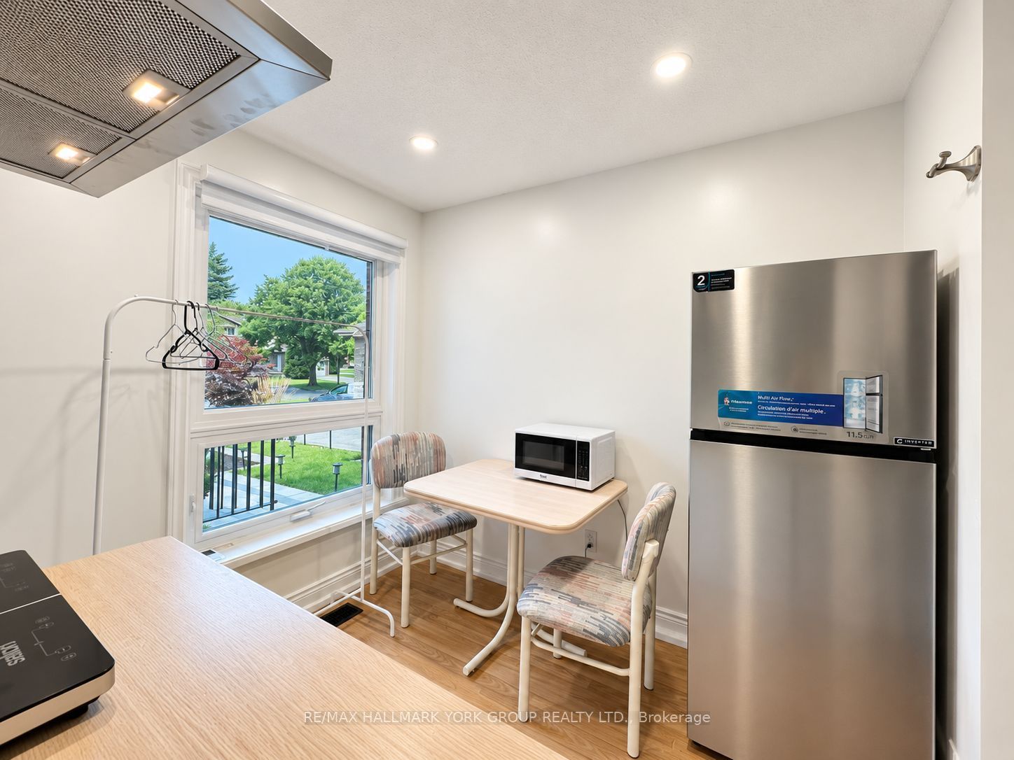 22 Thorne Lane Studio, Markham, ON L3T 5K5 photo 4