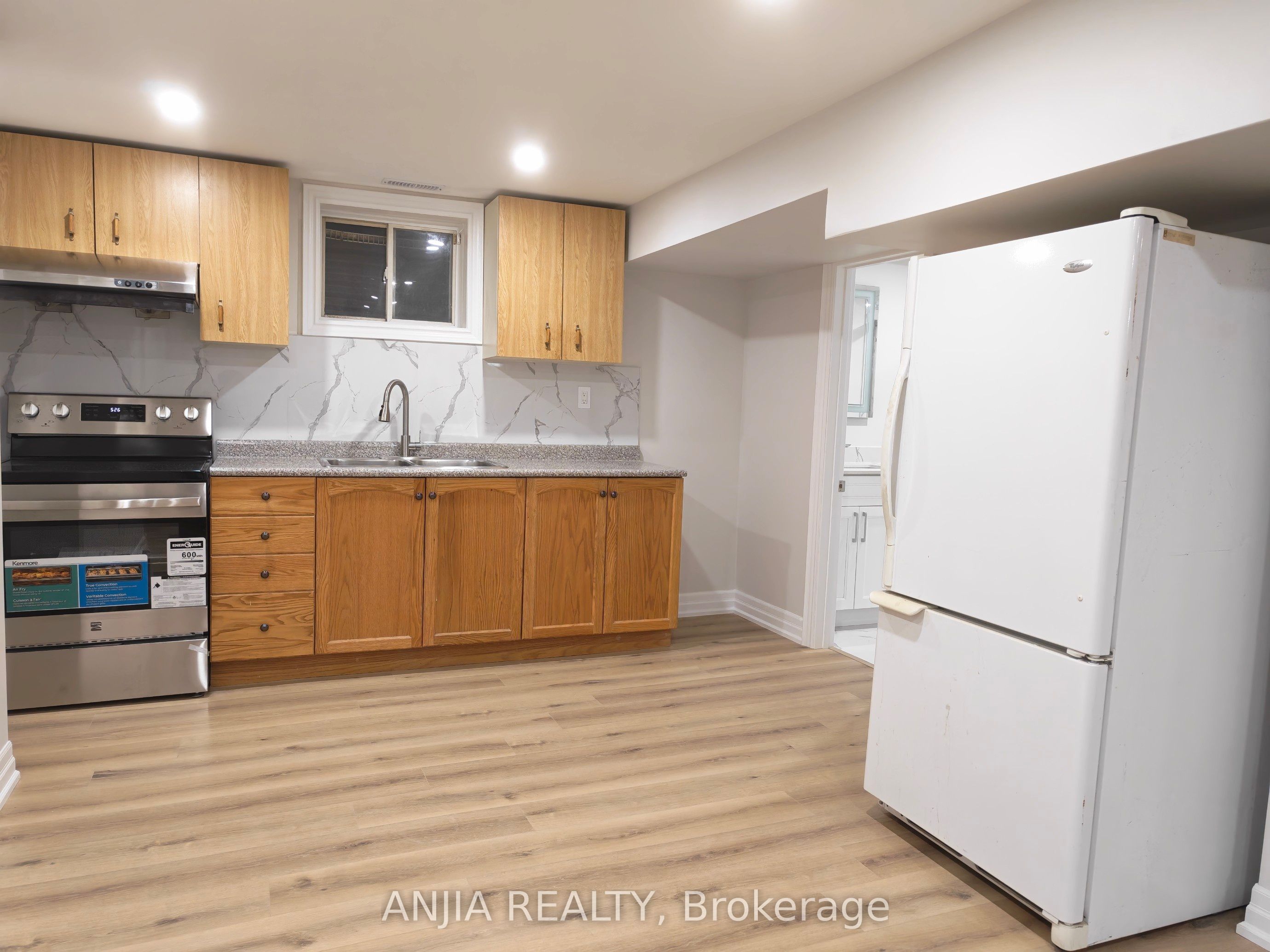 5 Janna Court Basement #3, Markham, ON L3R 8Z3 photo 3
