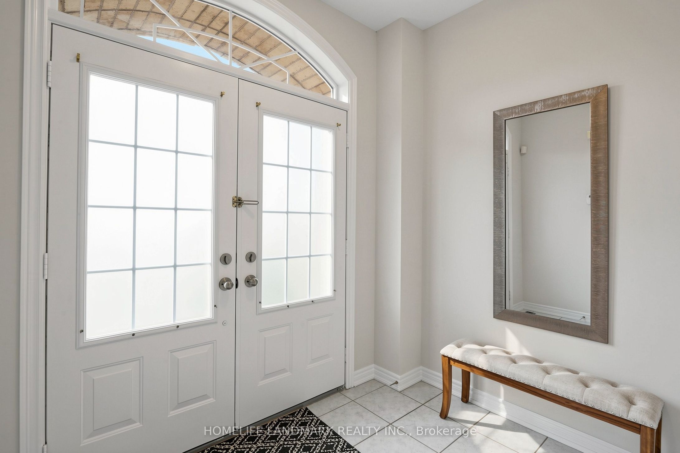 30 Edelweiss Avenue, Richmond Hill, ON L4E 4L9 photo 3