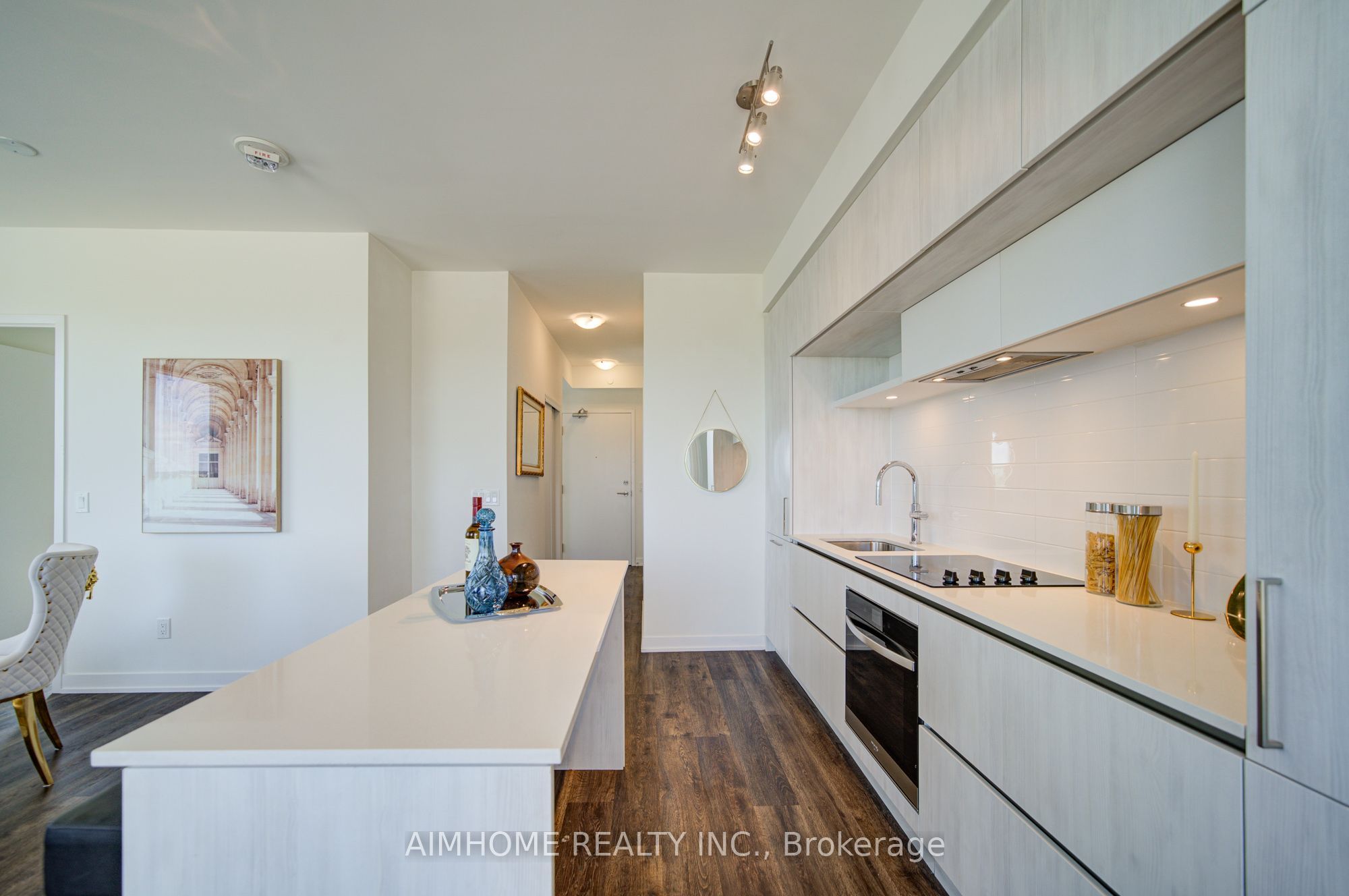2 David Eyer Road E 829, Richmond Hill, ON L4S 0N6 photo 4