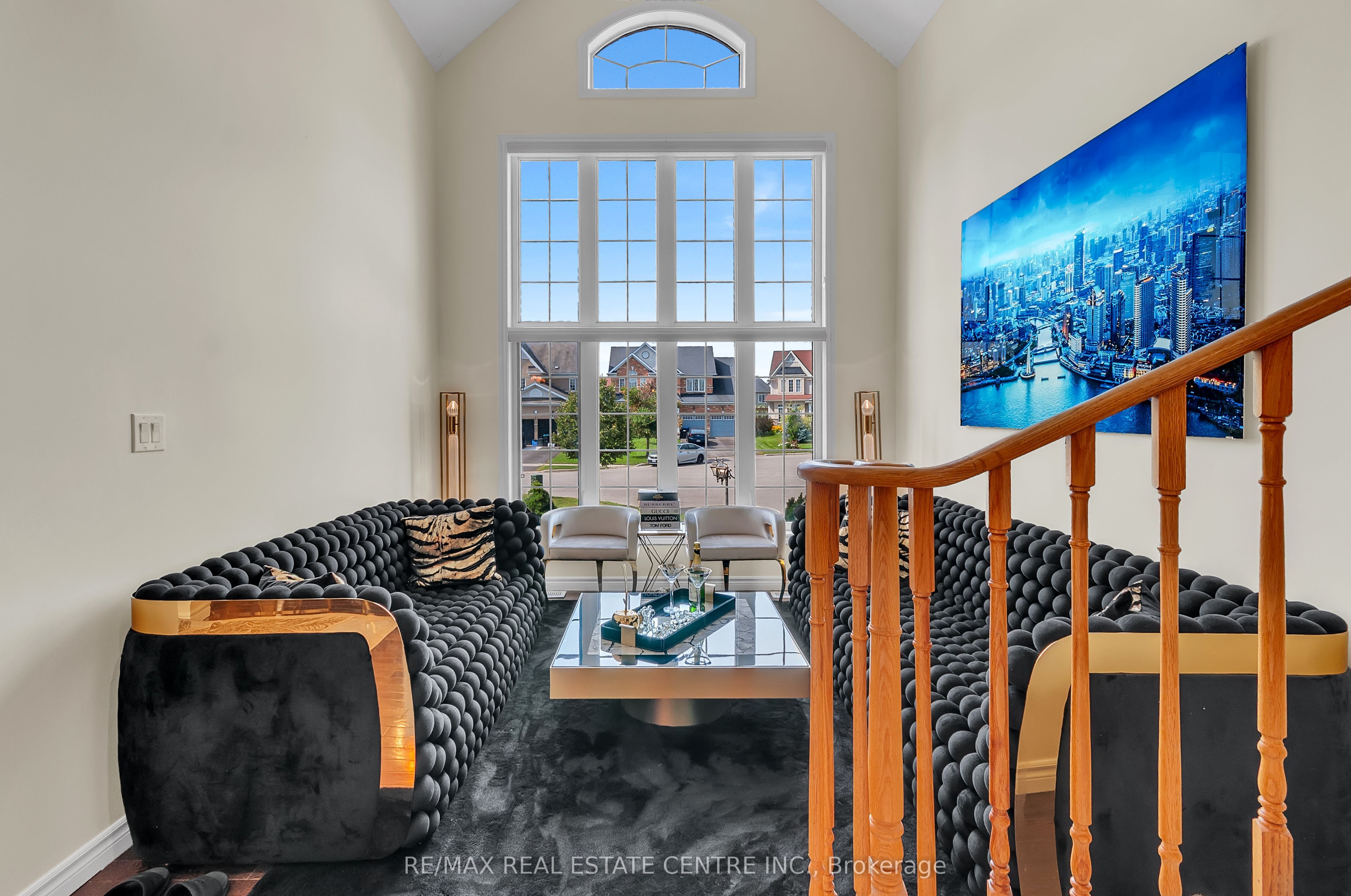 13 Lions Court, Essa, ON L0M 1B5 photo 5