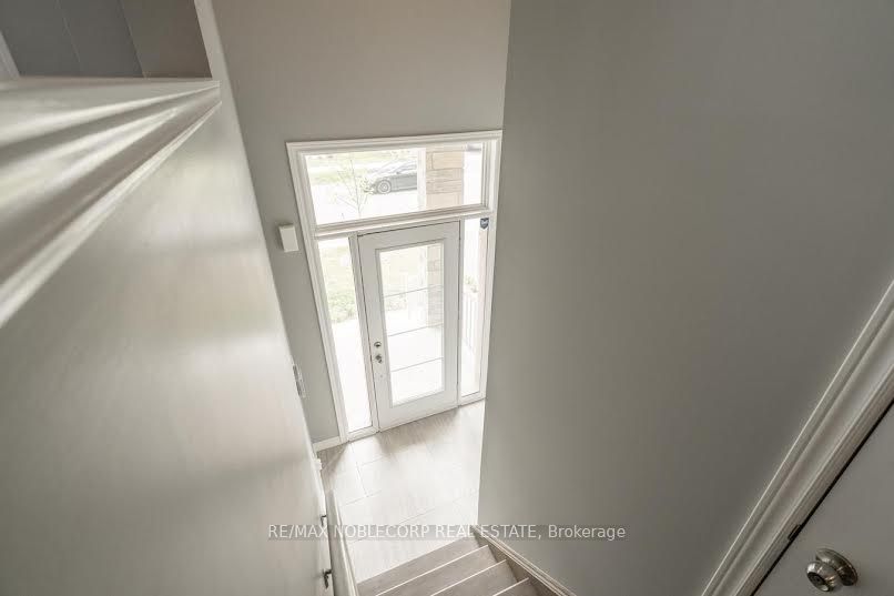 124 Allegranza Avenue, Vaughan, ON L4H 4S3 photo 3
