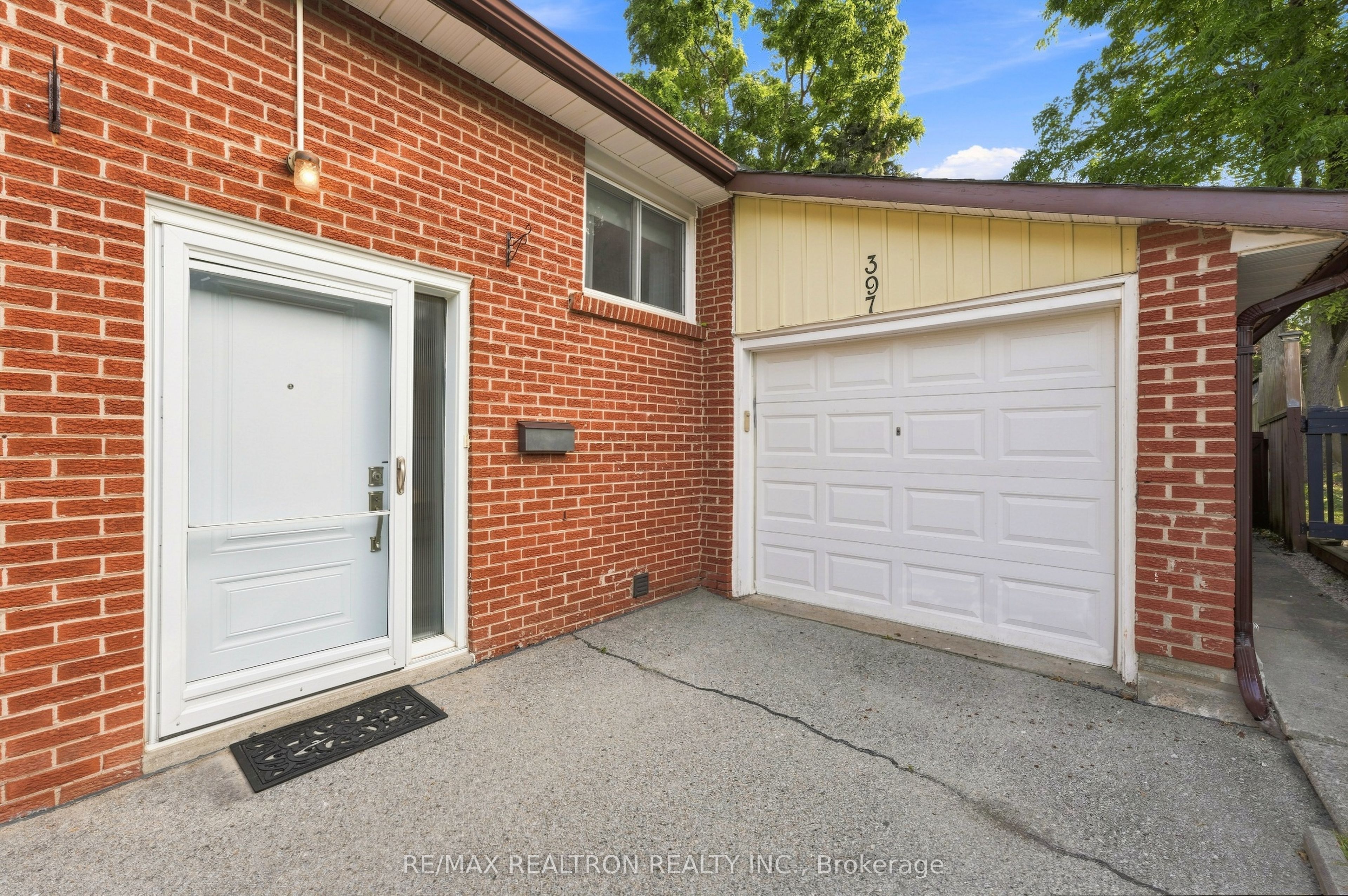 397 Sandford Street, Newmarket, ON L3Y 4S5 photo 5