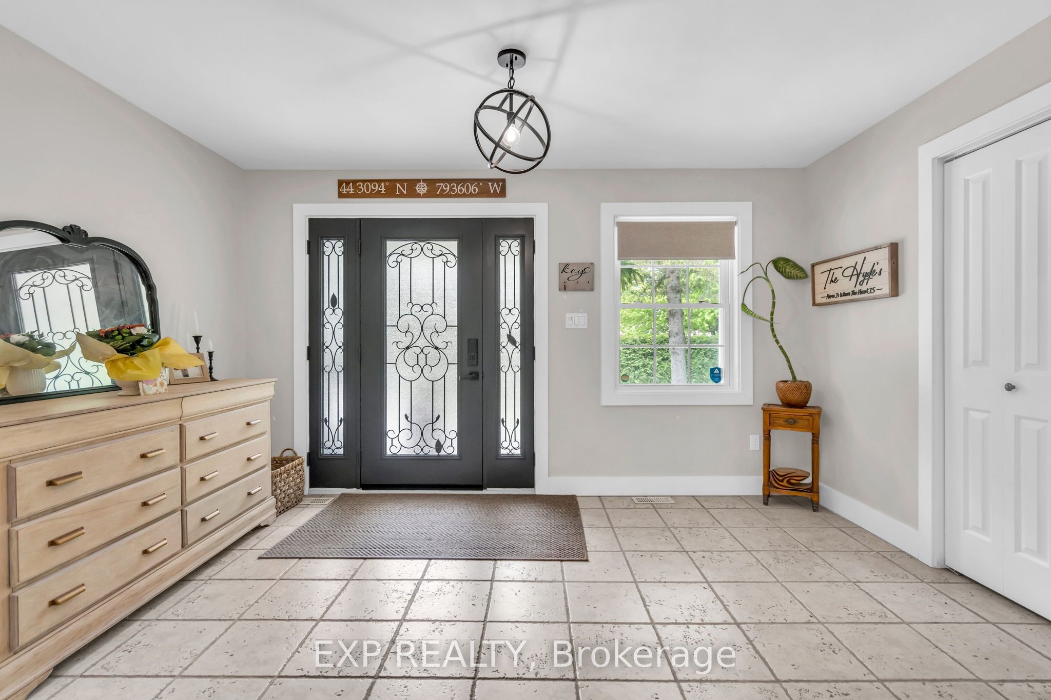 89 River Street, Georgina, ON L0E 1R0 photo 4