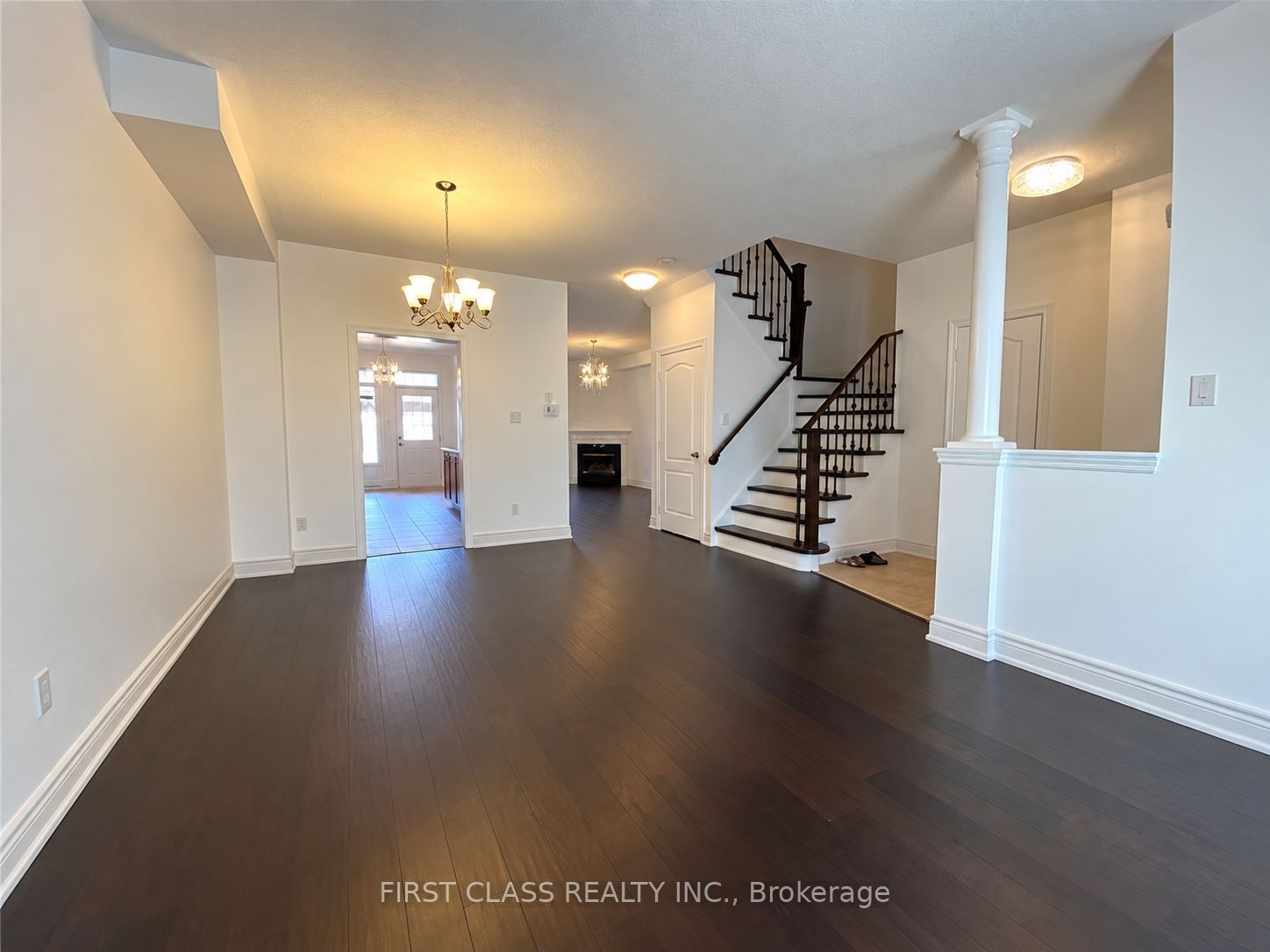8 Catalina Crescent, Richmond Hill, ON L4S 2G2 photo 4