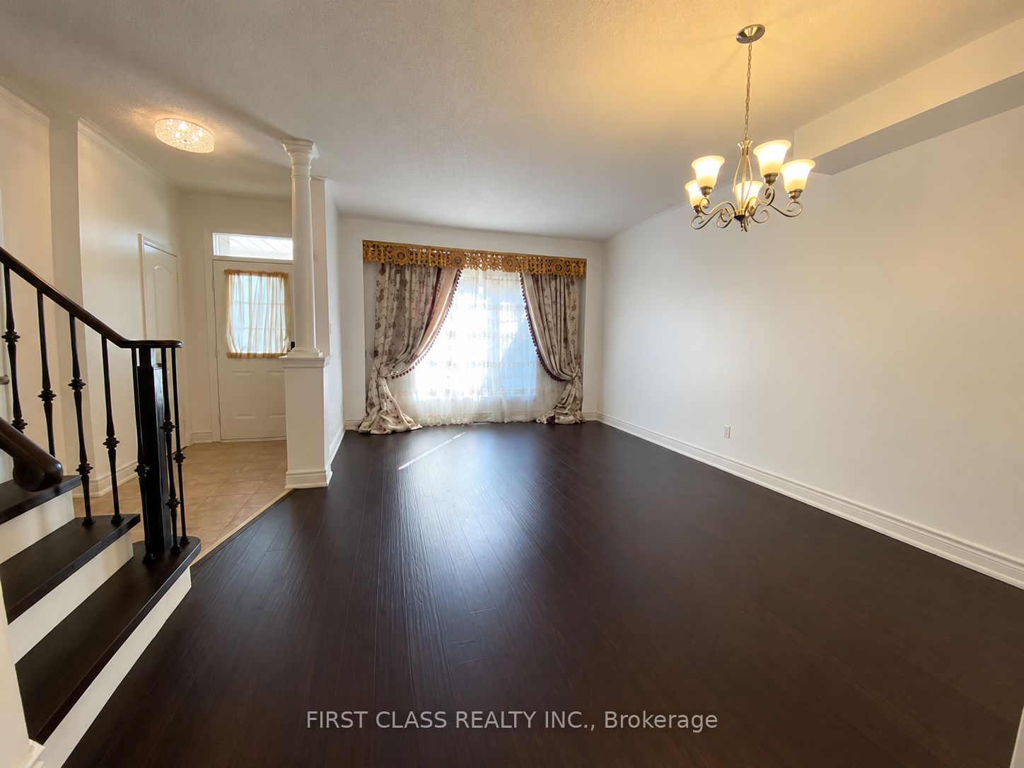 8 Catalina Crescent, Richmond Hill, ON L4S 2G2 photo 5