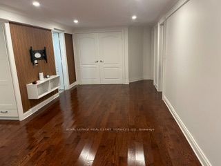 146 Chelwood Dr Drive N Basement, Vaughan, ON L4J 7C4 photo 4