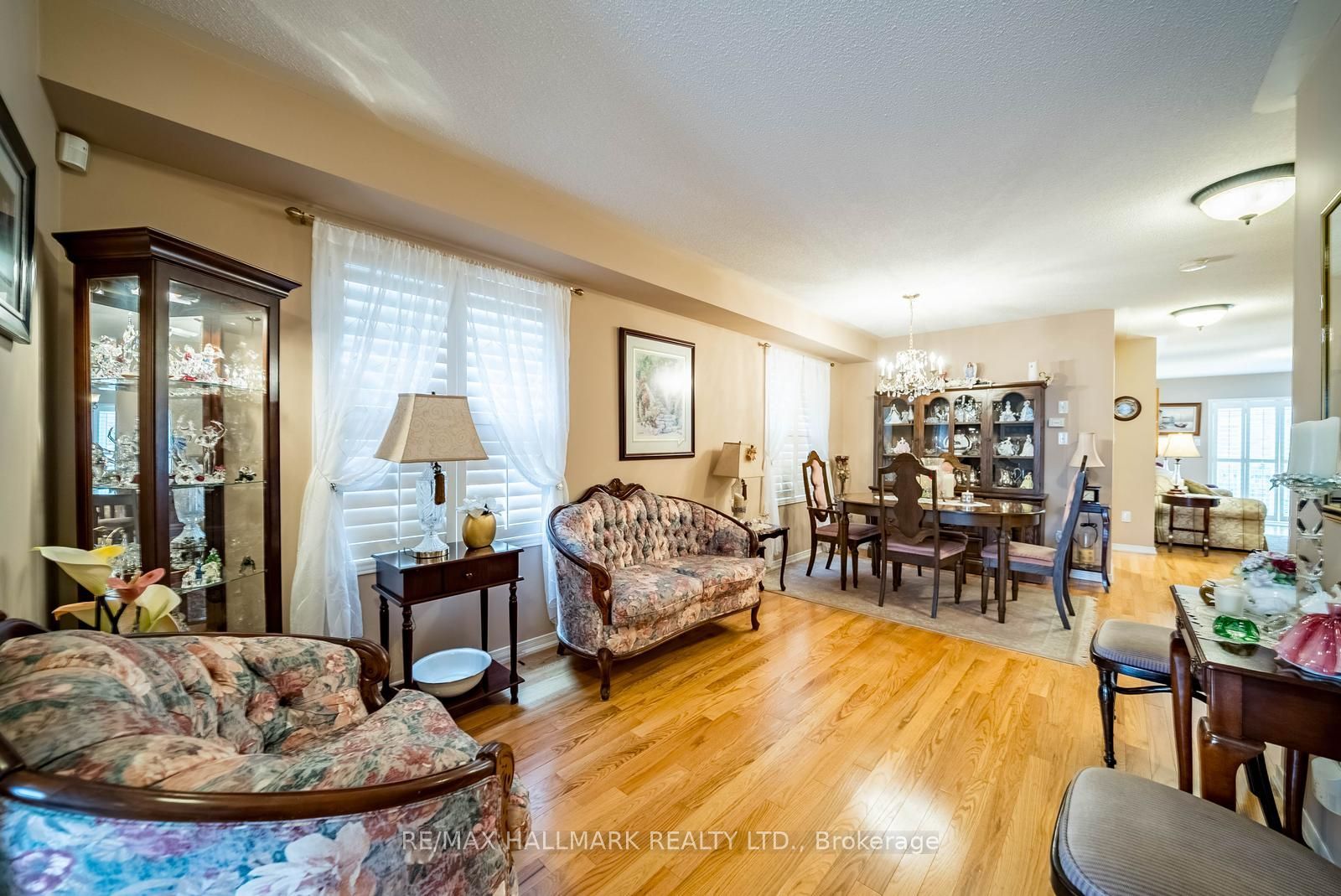 6 Duffin Drive, Whitchurch-Stouffville, ON L4A 0R5 photo 4