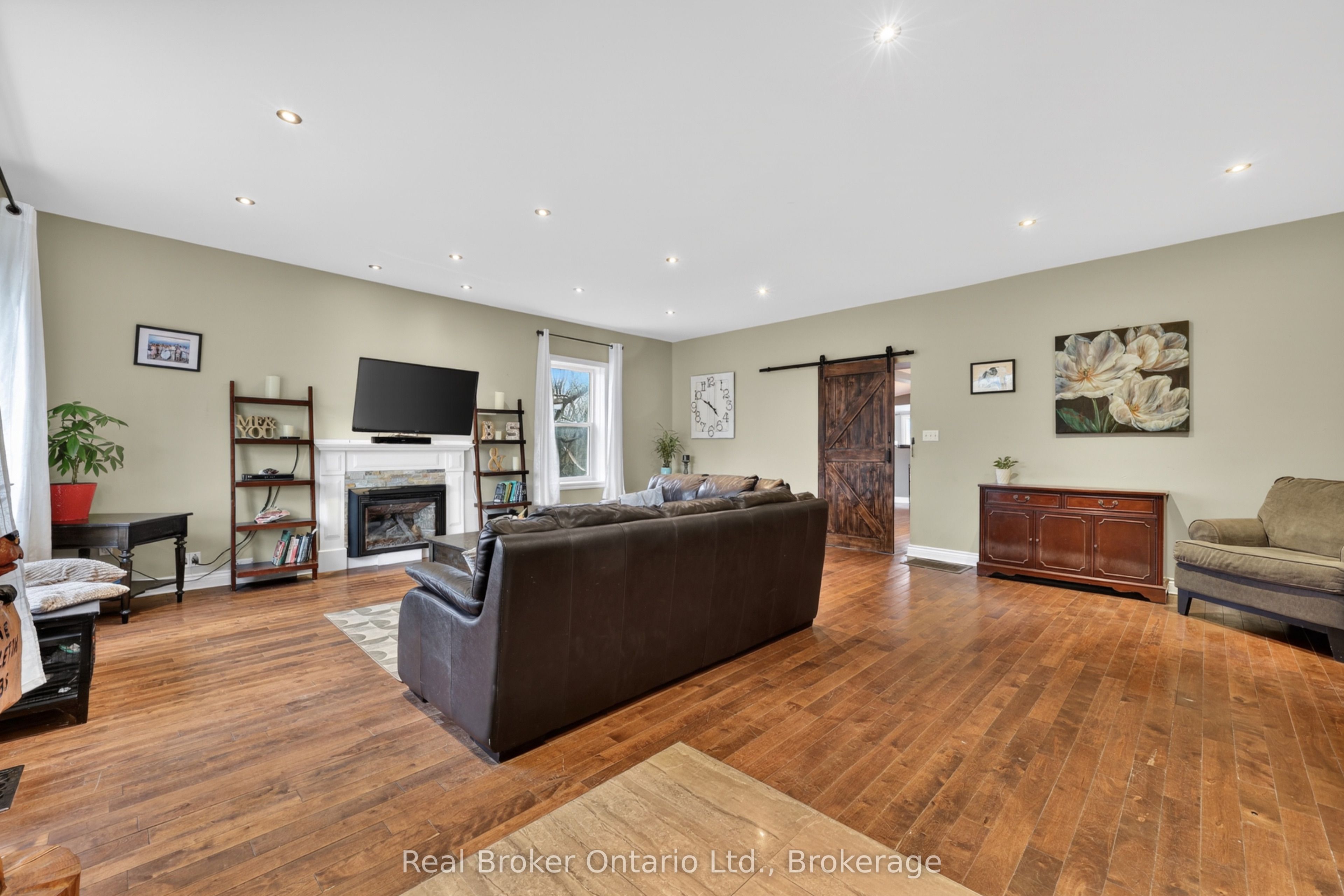 1720 Durham Road W, Brock, ON L0E 1E0 photo 5