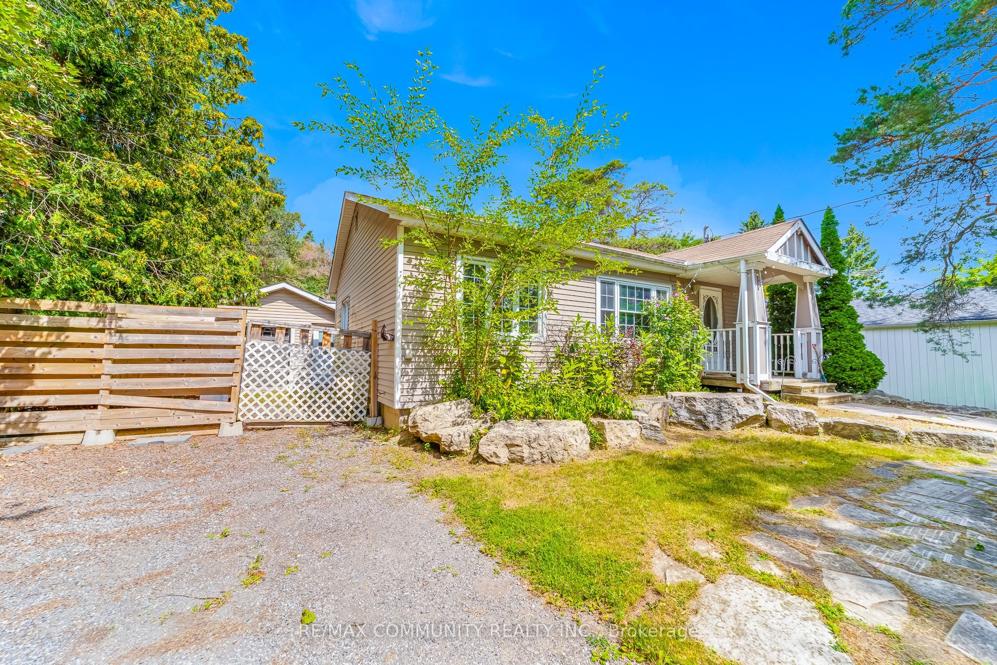 5154 Aurora Road, Whitchurch-Stouffville, ON L4A 7X4 photo 5