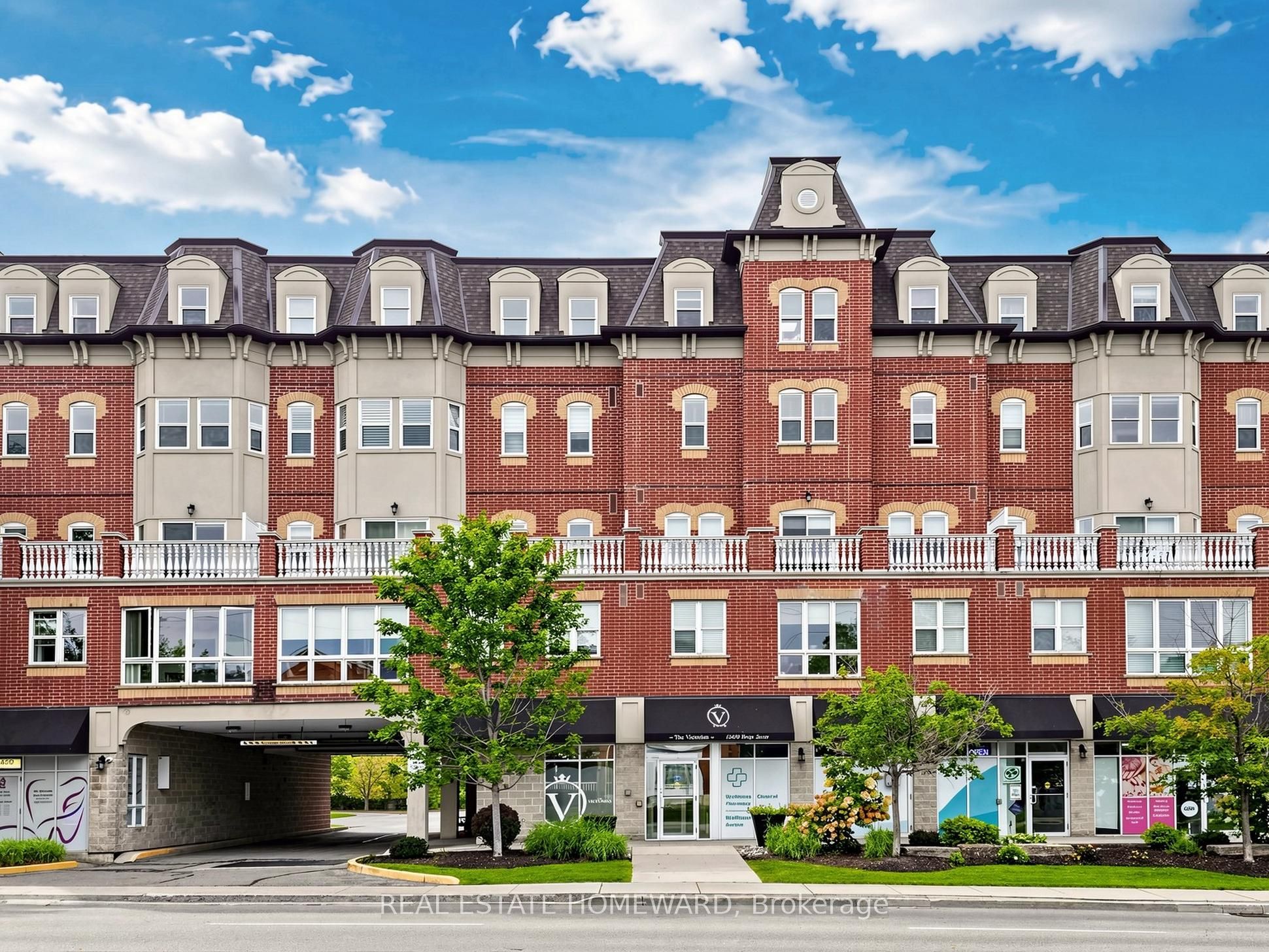 15450 Yonge Street 309, Aurora, ON L4G 0K1