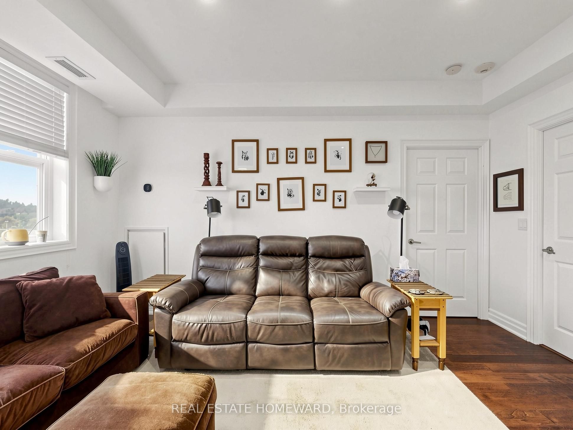 15450 Yonge Street 309, Aurora, ON L4G 0K1 photo 4
