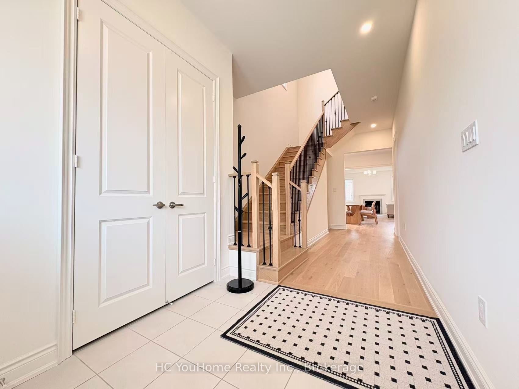 5 Monticola Avenue, Richmond Hill, ON L4B 0J1 photo 2