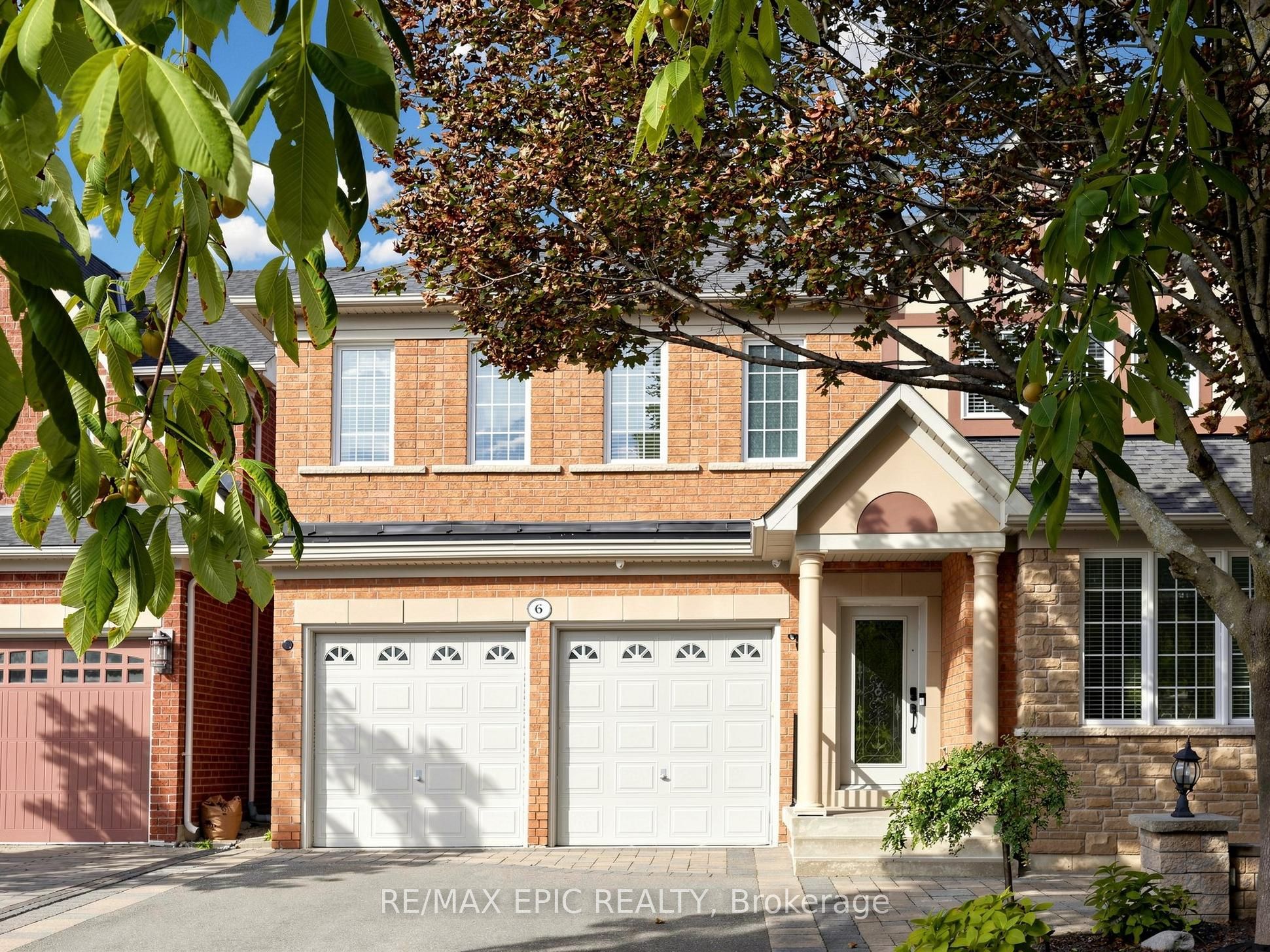 6 Malta Court, Richmond Hill, ON L4E 5E2 photo 2