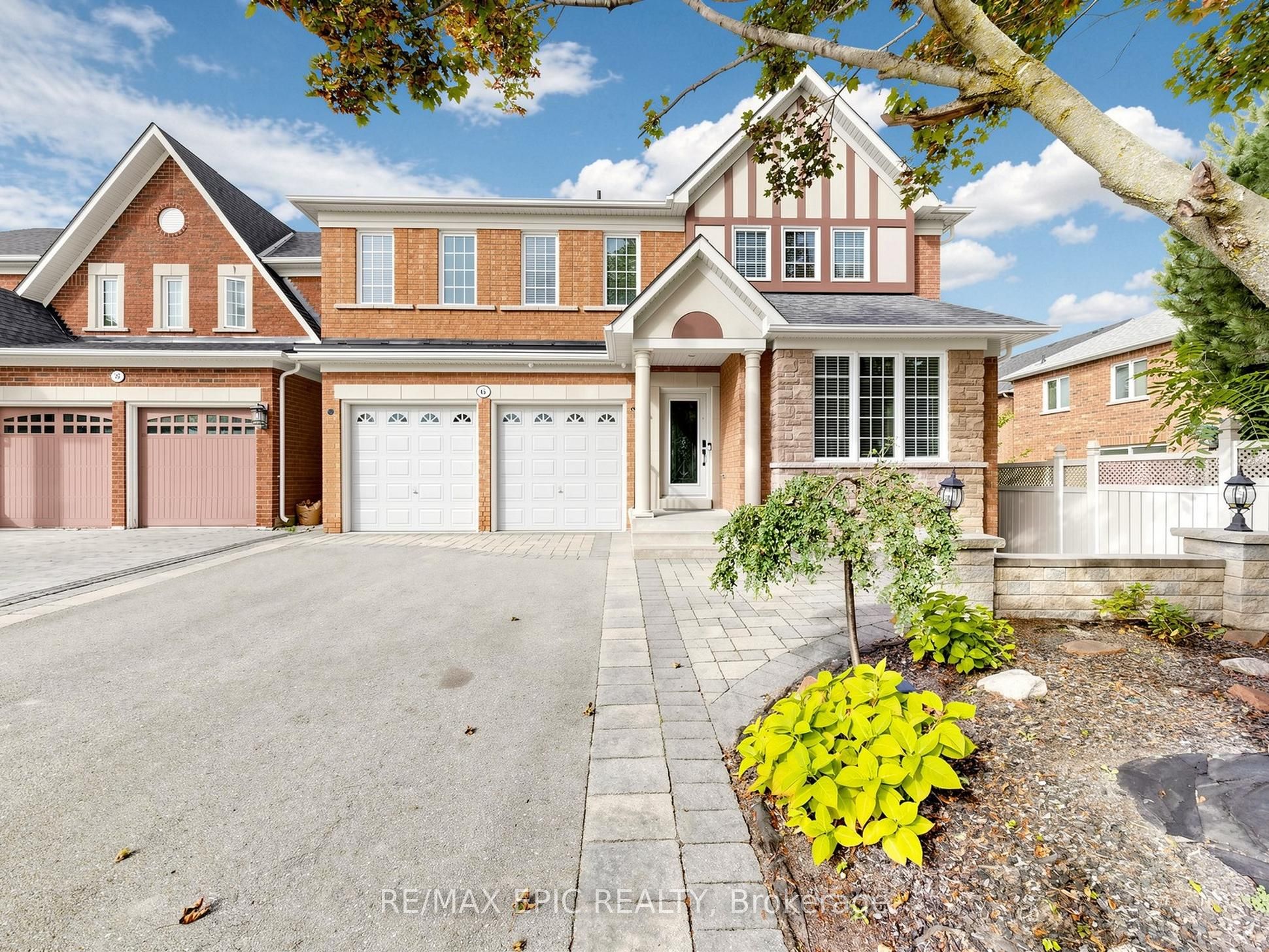 6 Malta Court, Richmond Hill, ON L4E 5E2 photo 3